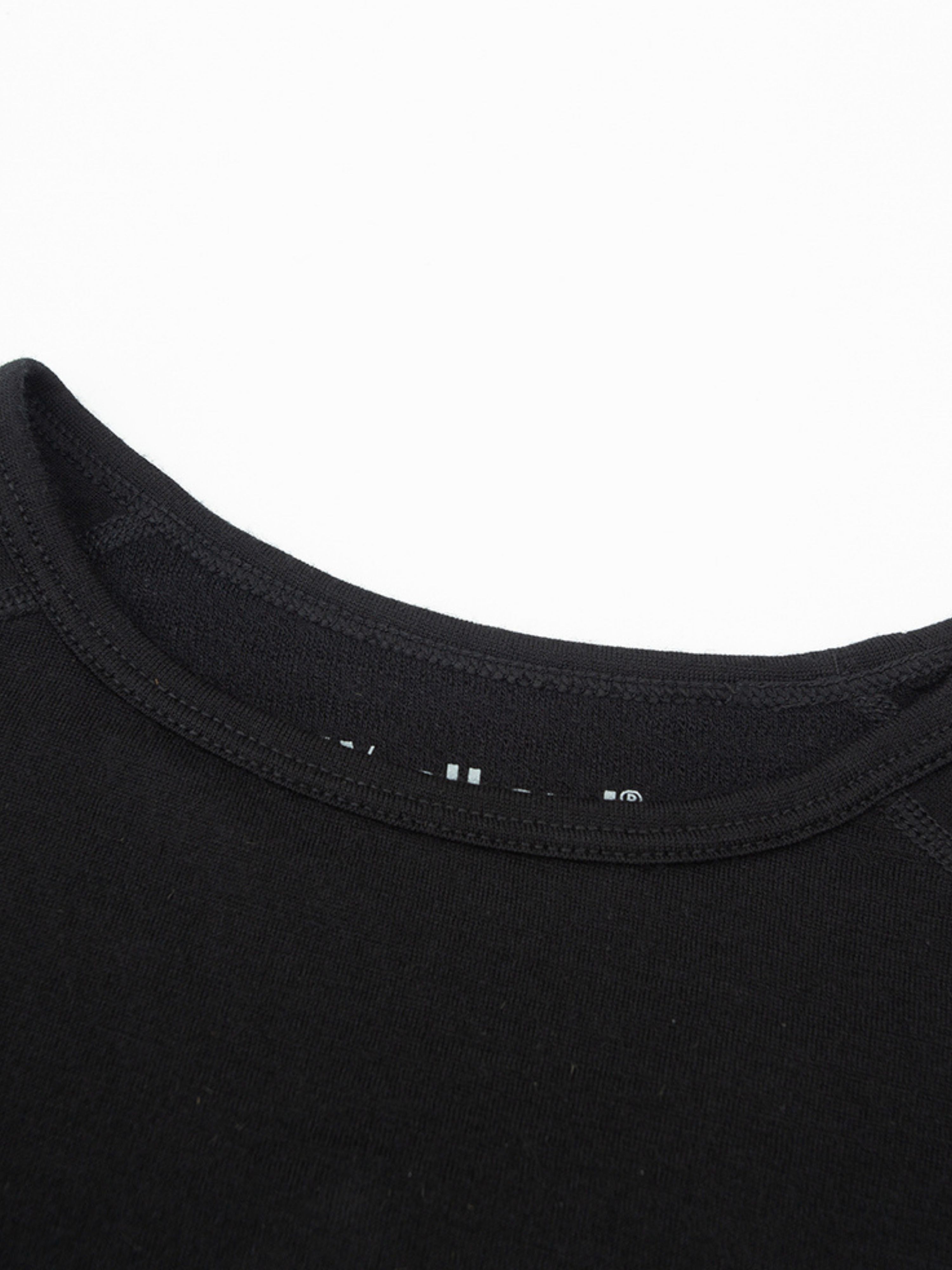 Rena Merino Base Layer Crew Top Black