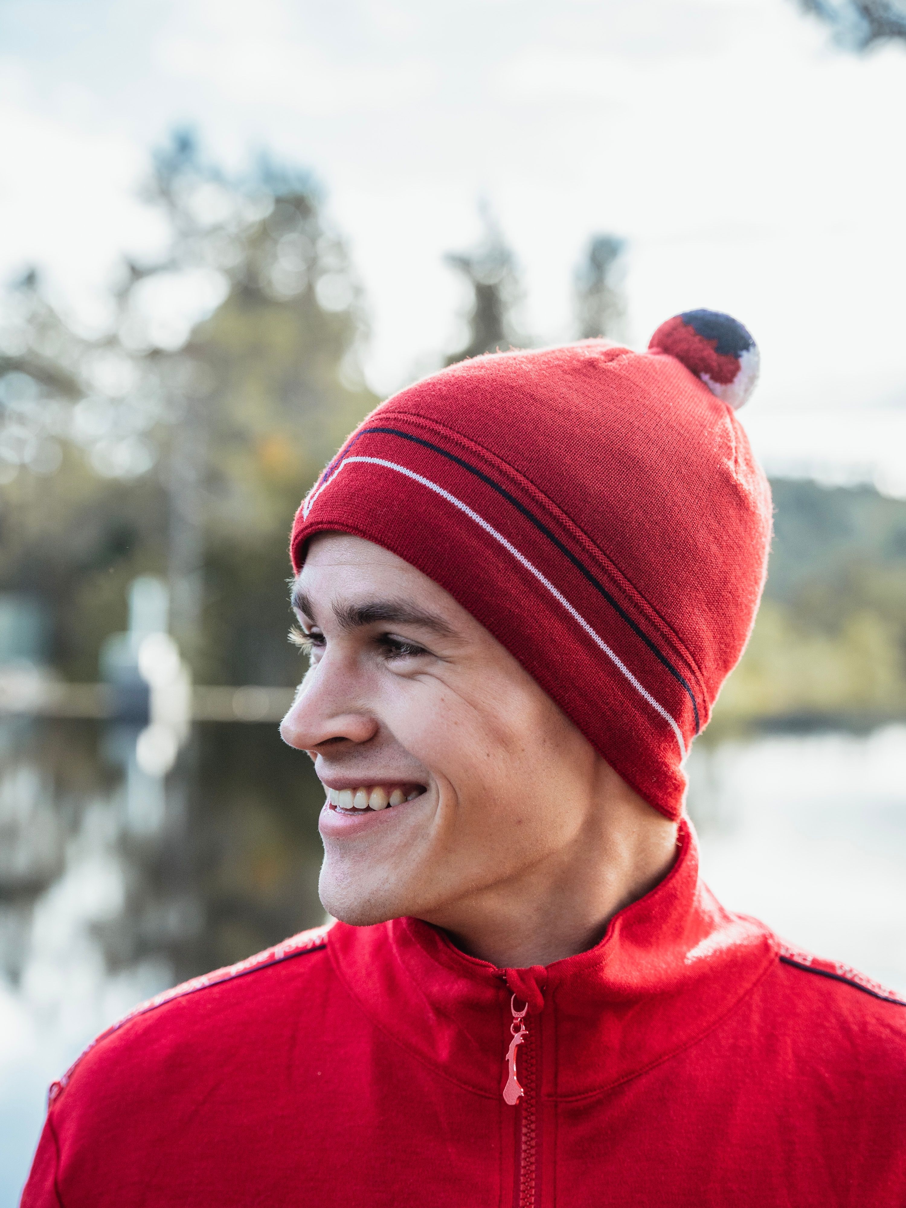 Juvass Knitted Wool Hat Red