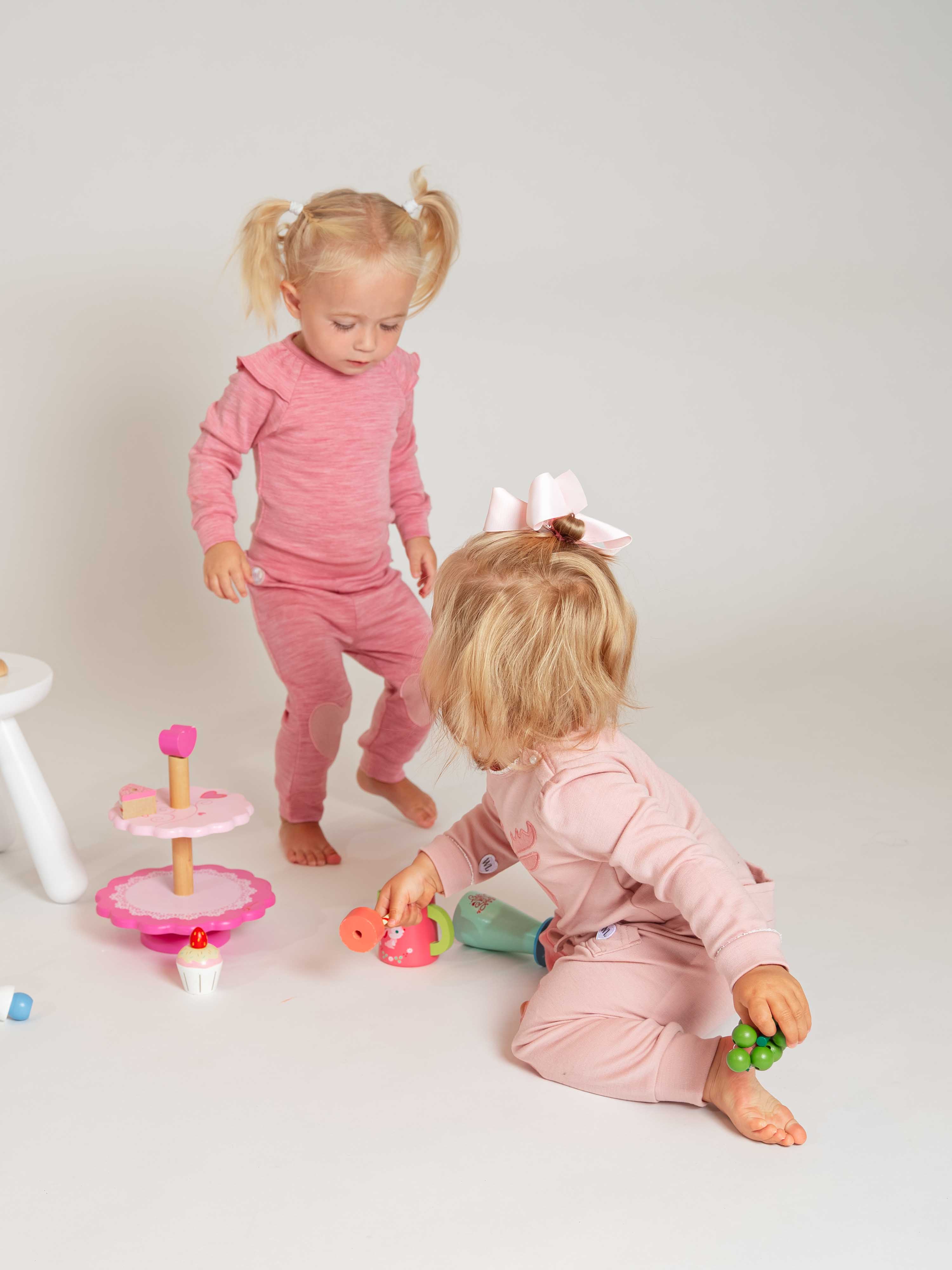 Bergen girl body Old Pink