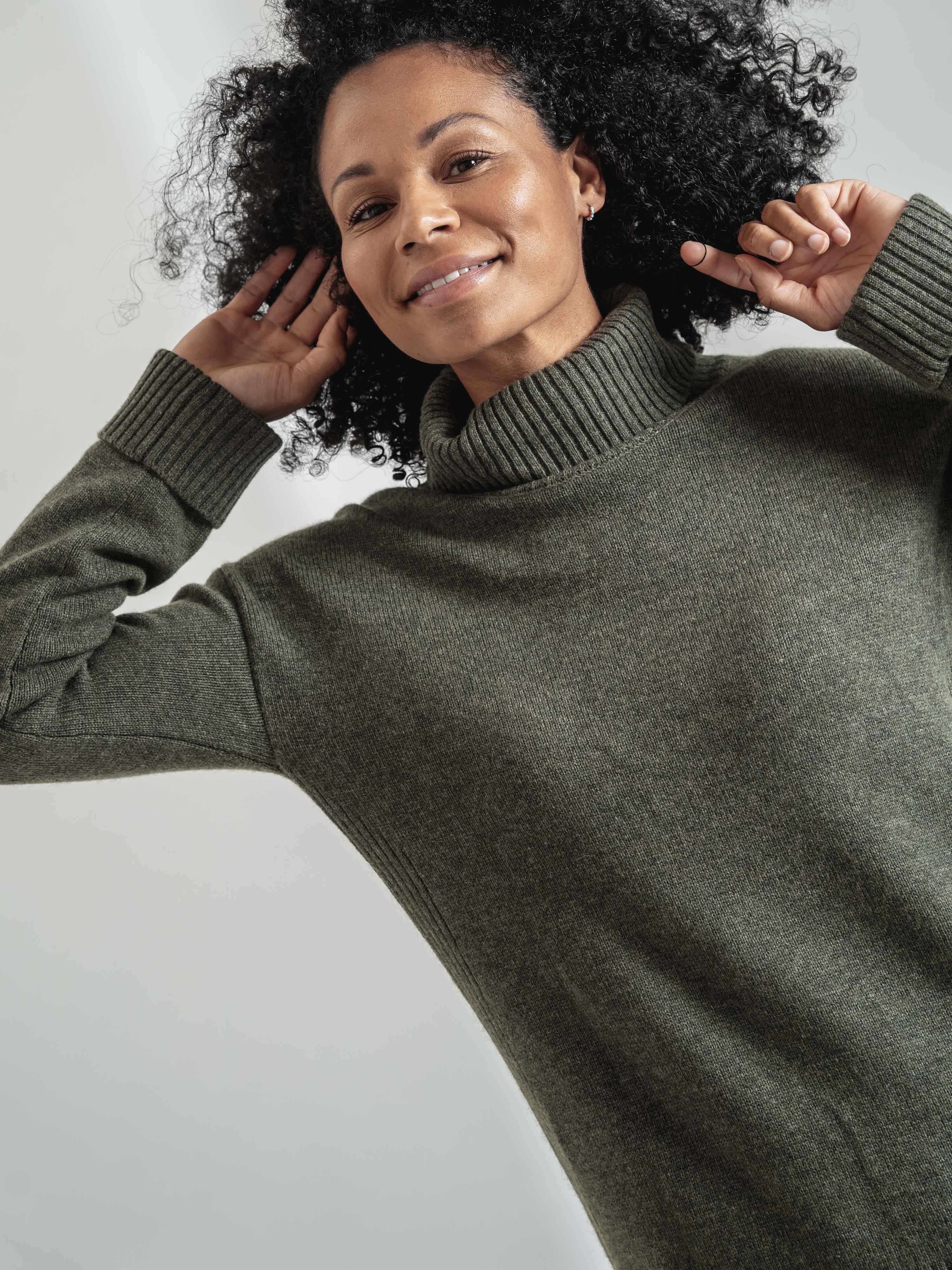 Fonnabu Turtleneck Knit Sweater Green