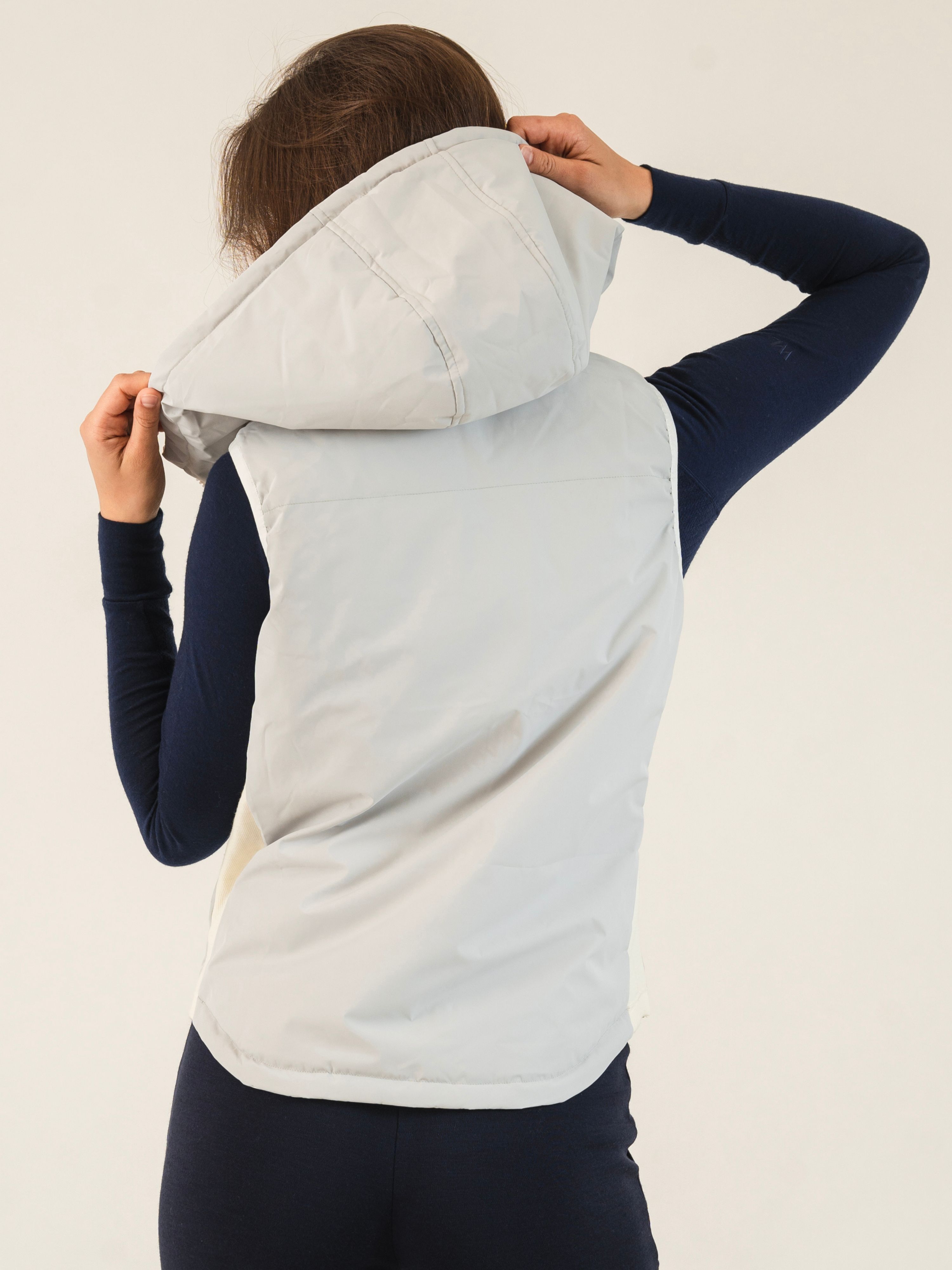 Skåla Reversible woman Vest Grey