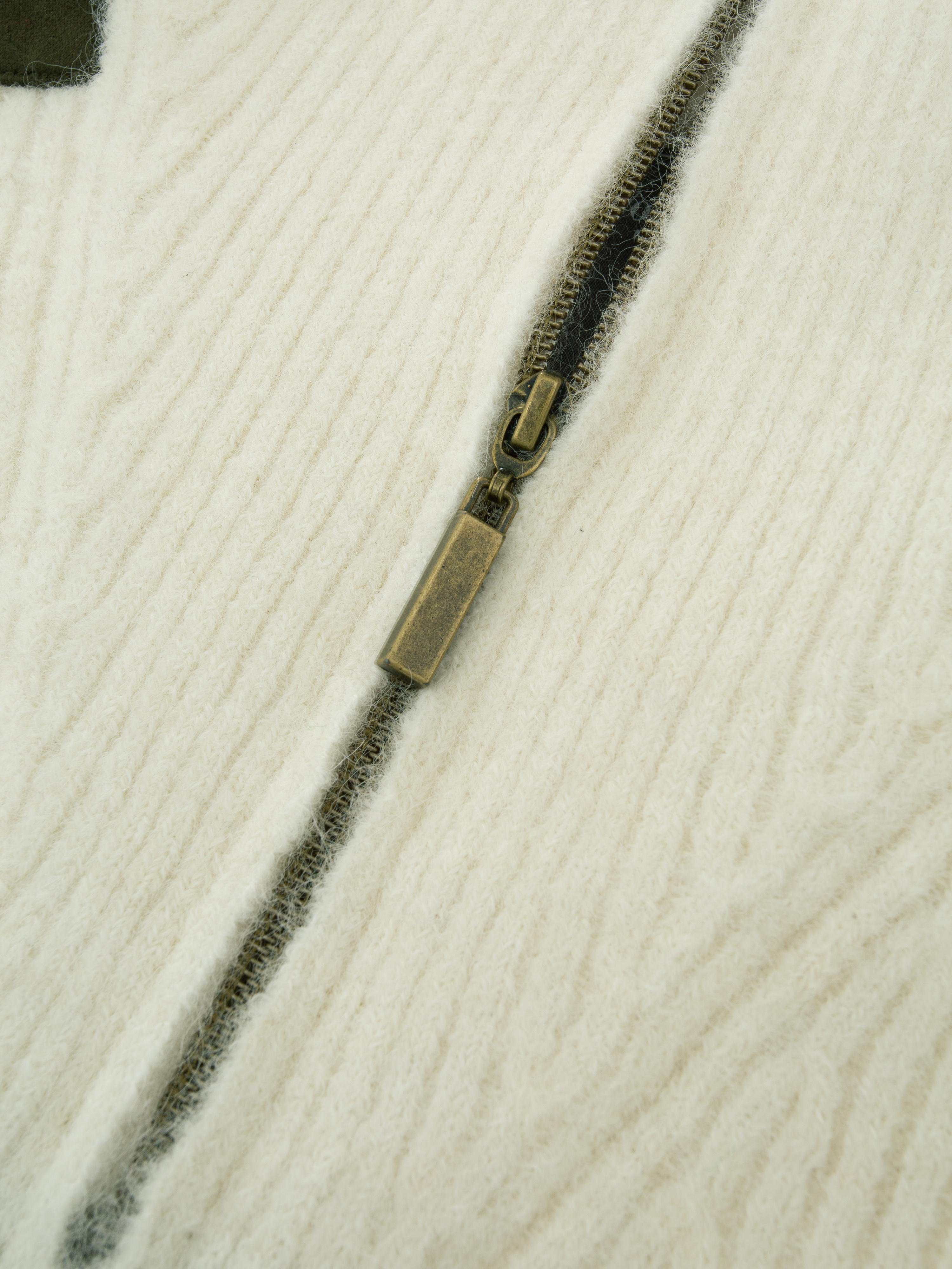 Loen Alpaca Knit Sweater Ivory