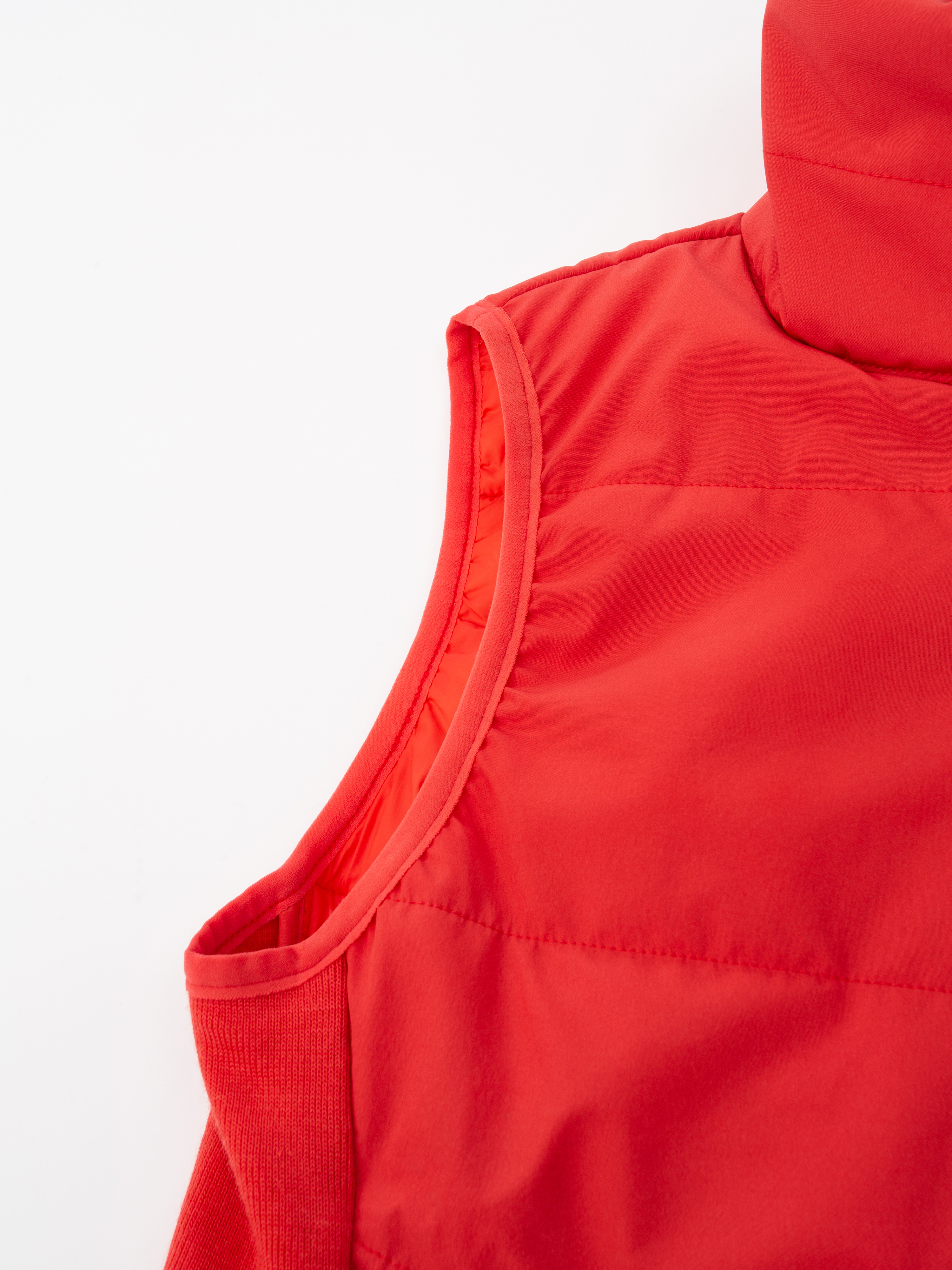 Rena Vest With Wool Padding Tomato Puree