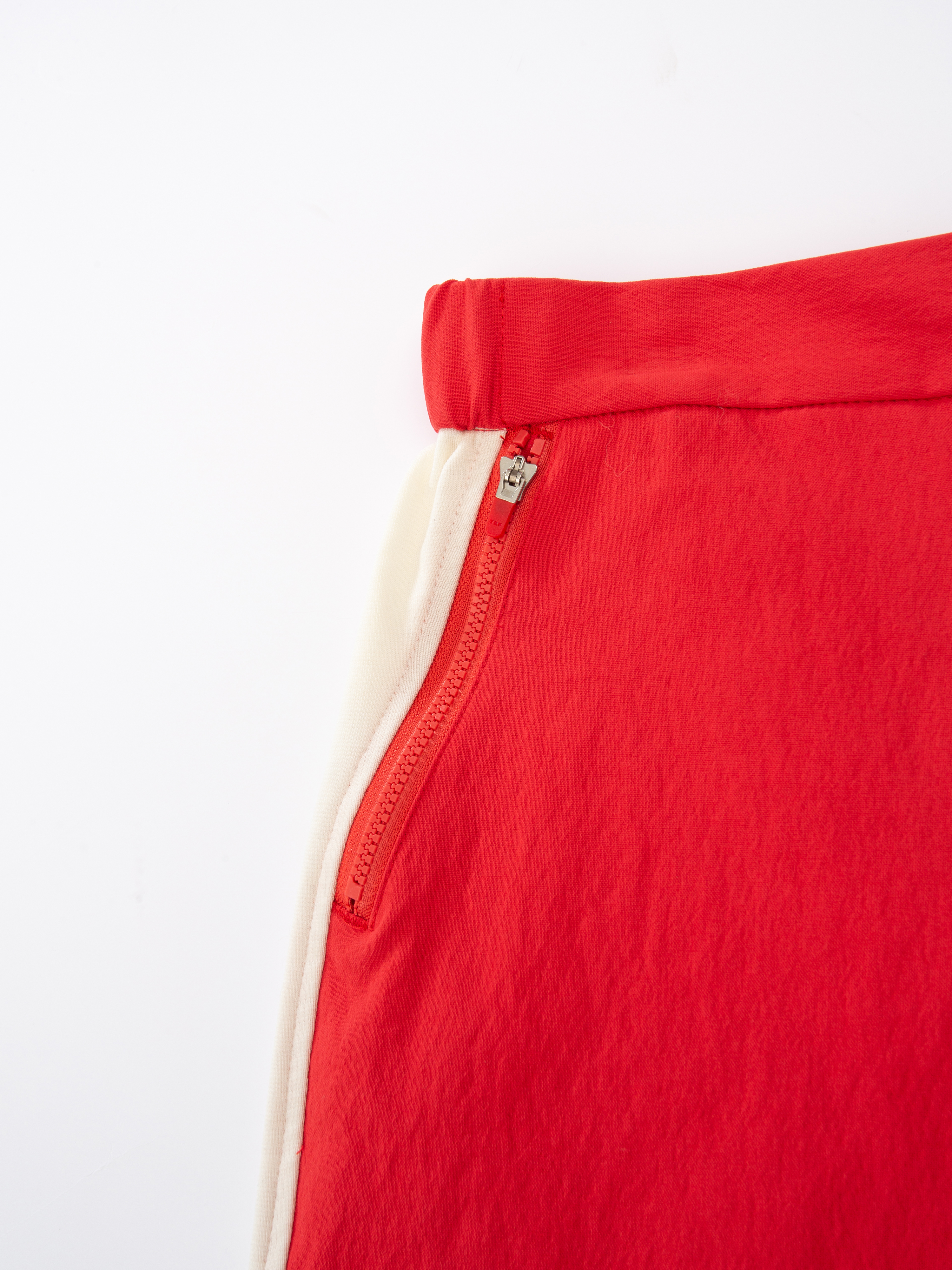 Sandfjellet Shorts  Tomato Puree