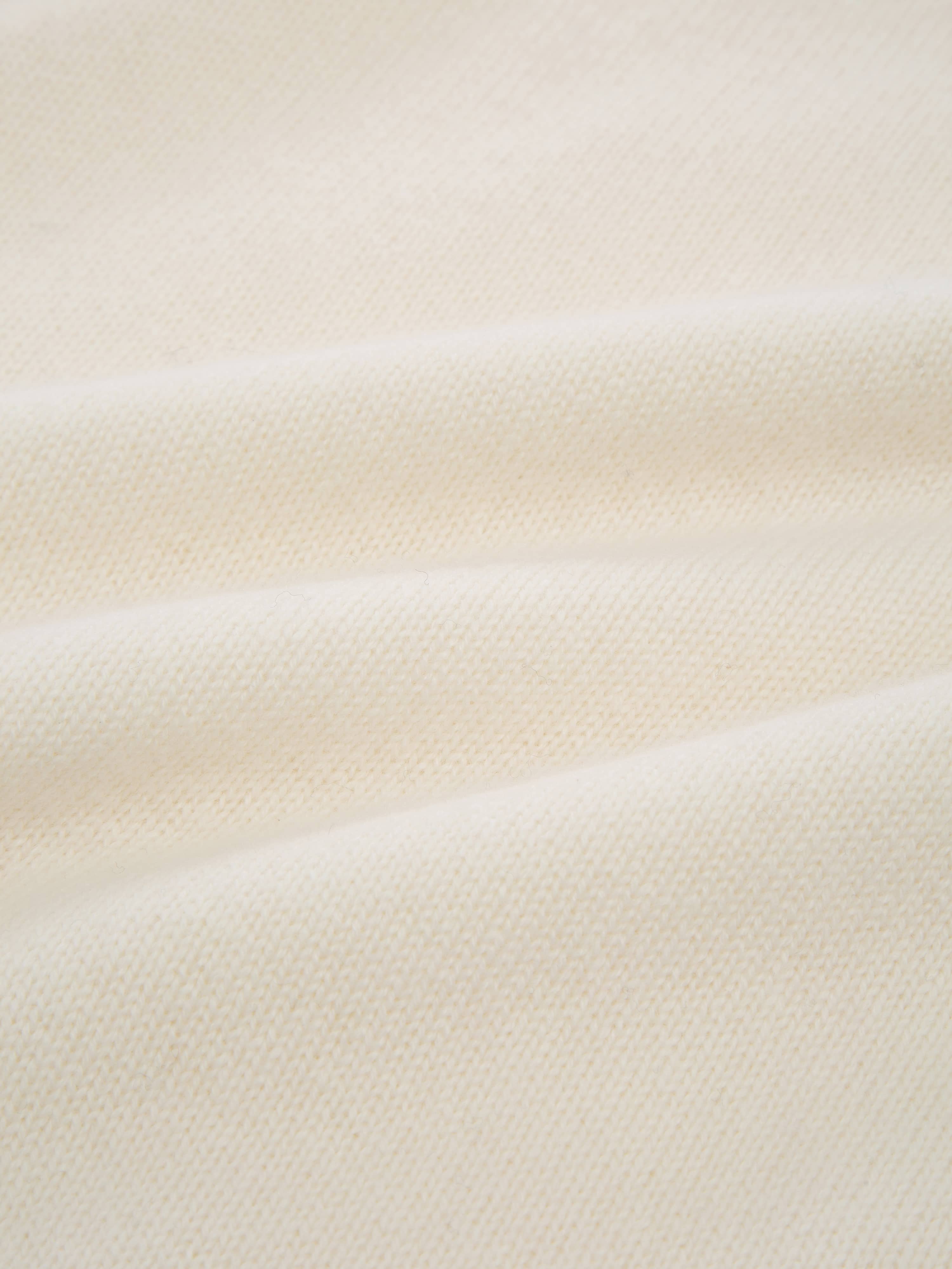 Alnestinden Cashmere Sweater White