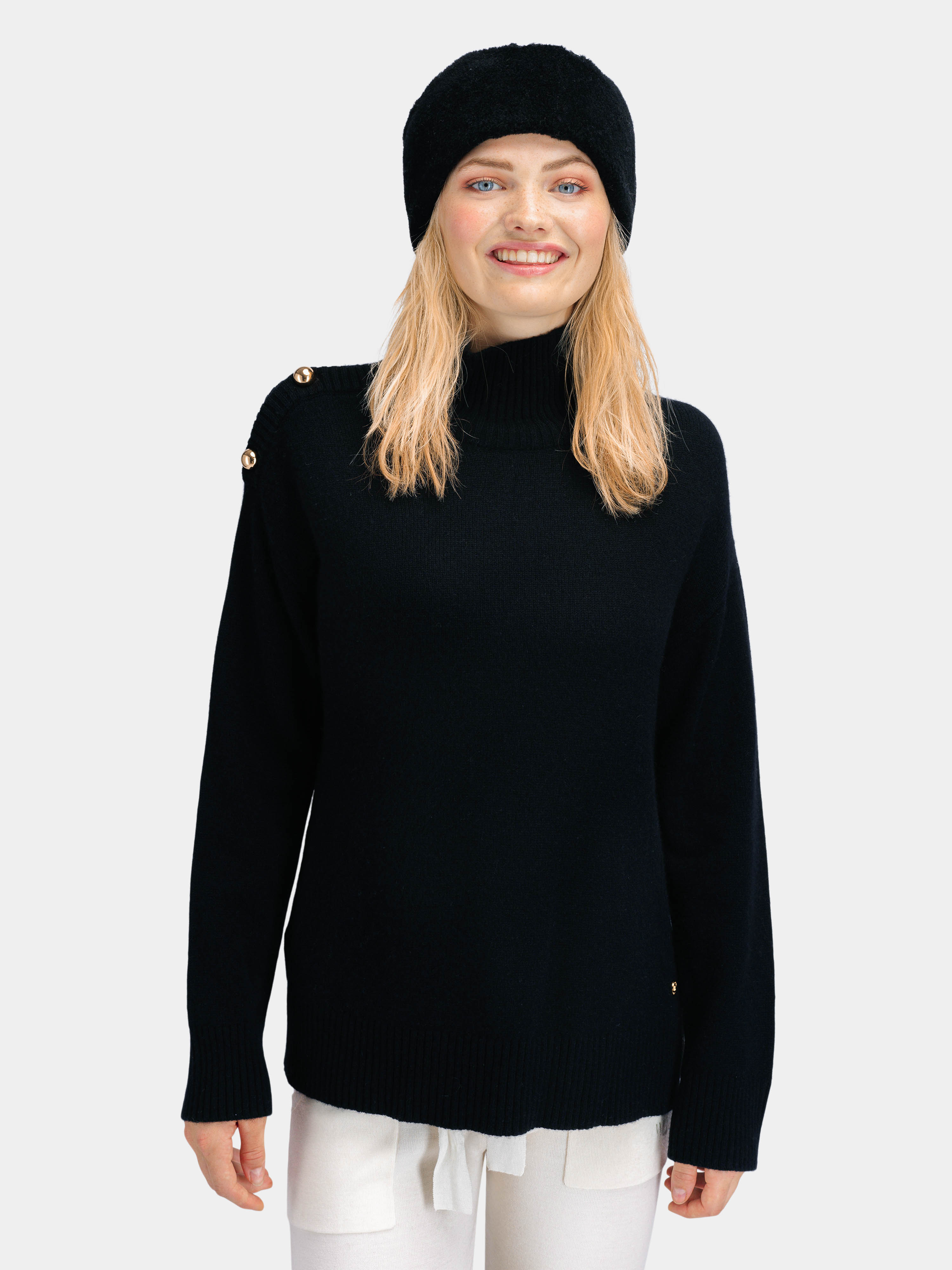 Blåhøi Knitted Sweater Black