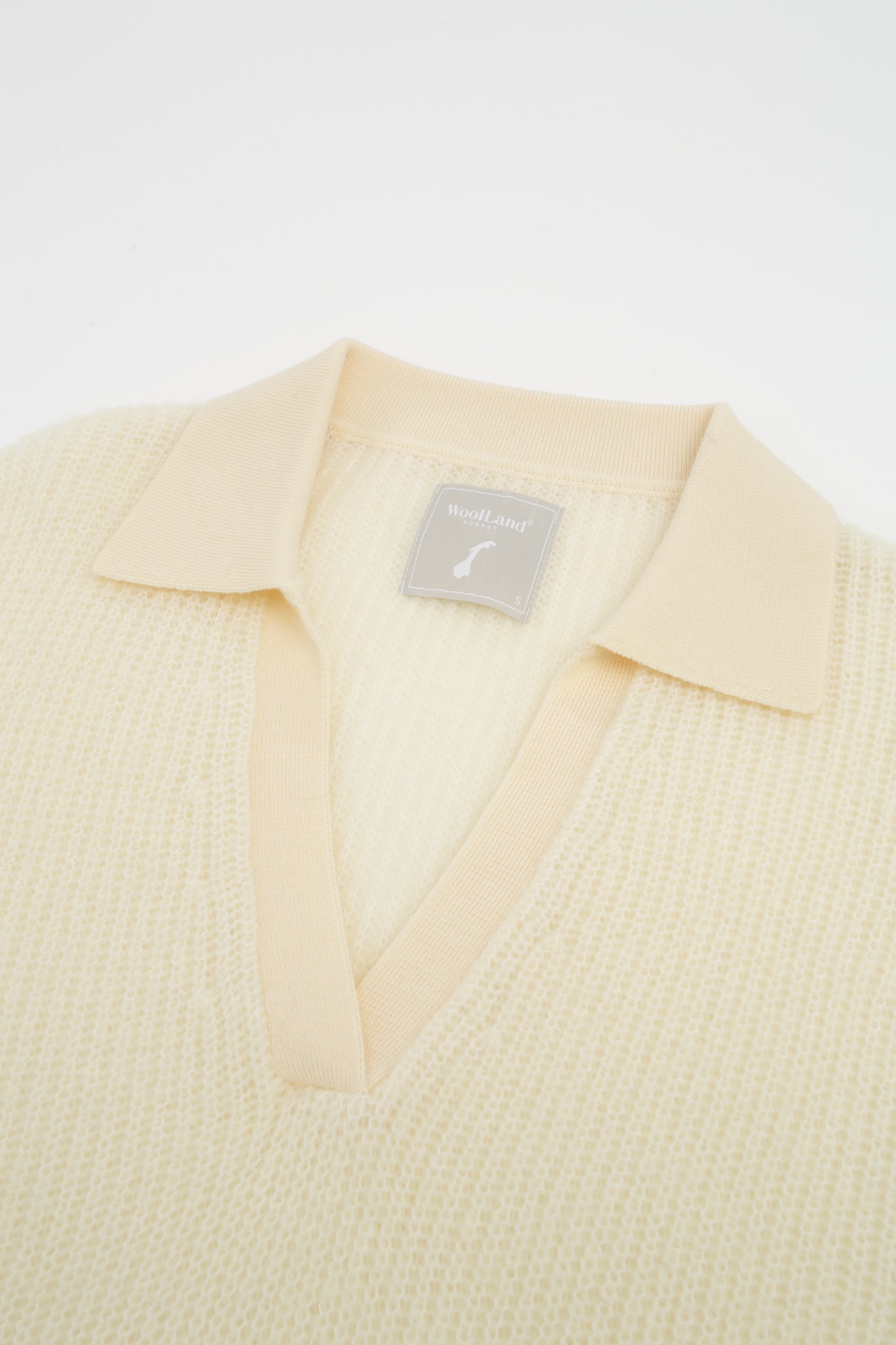 Krosshø Knitted Sweater Snow White