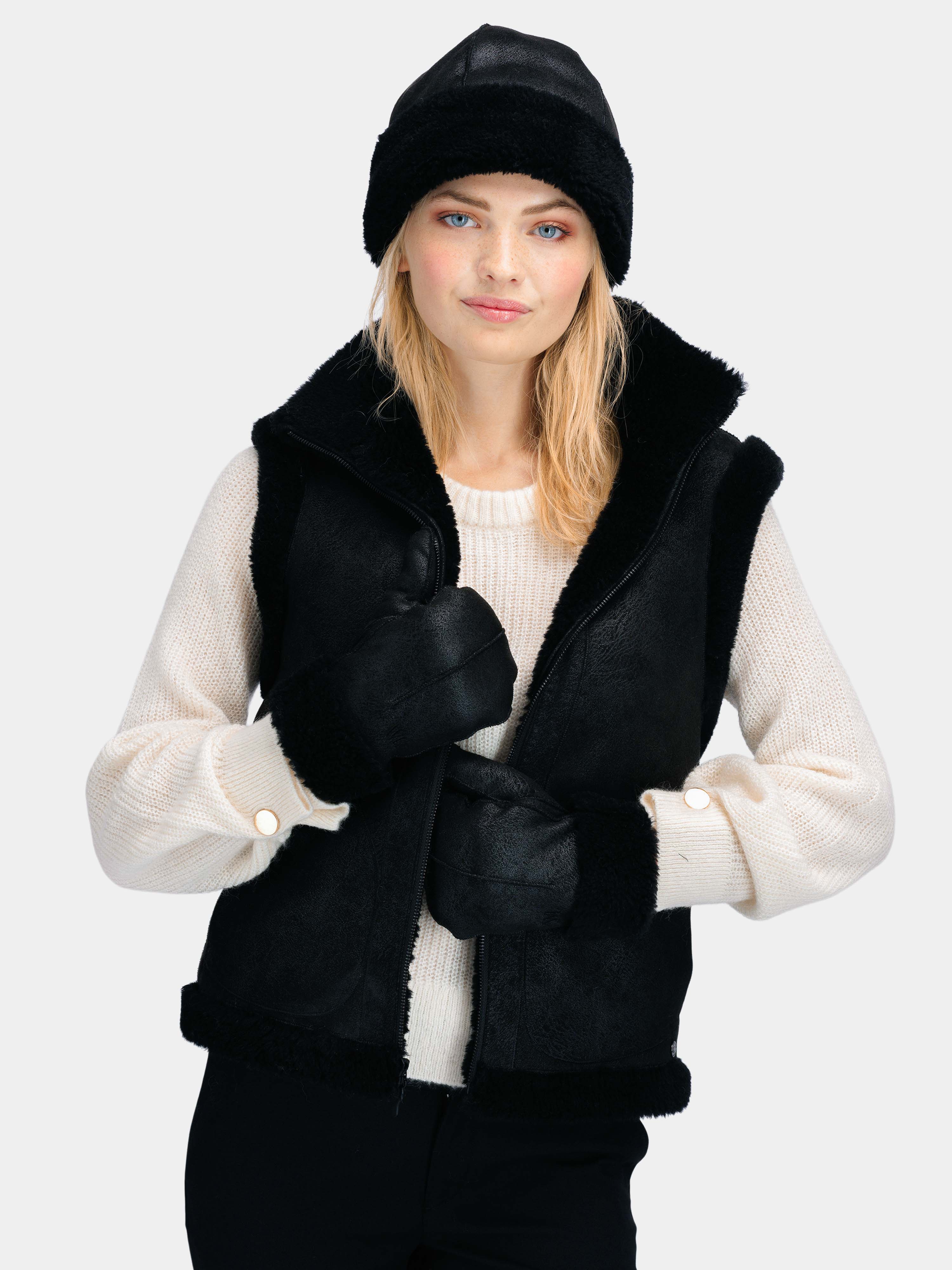 Solveggen Lambswool Hat Black