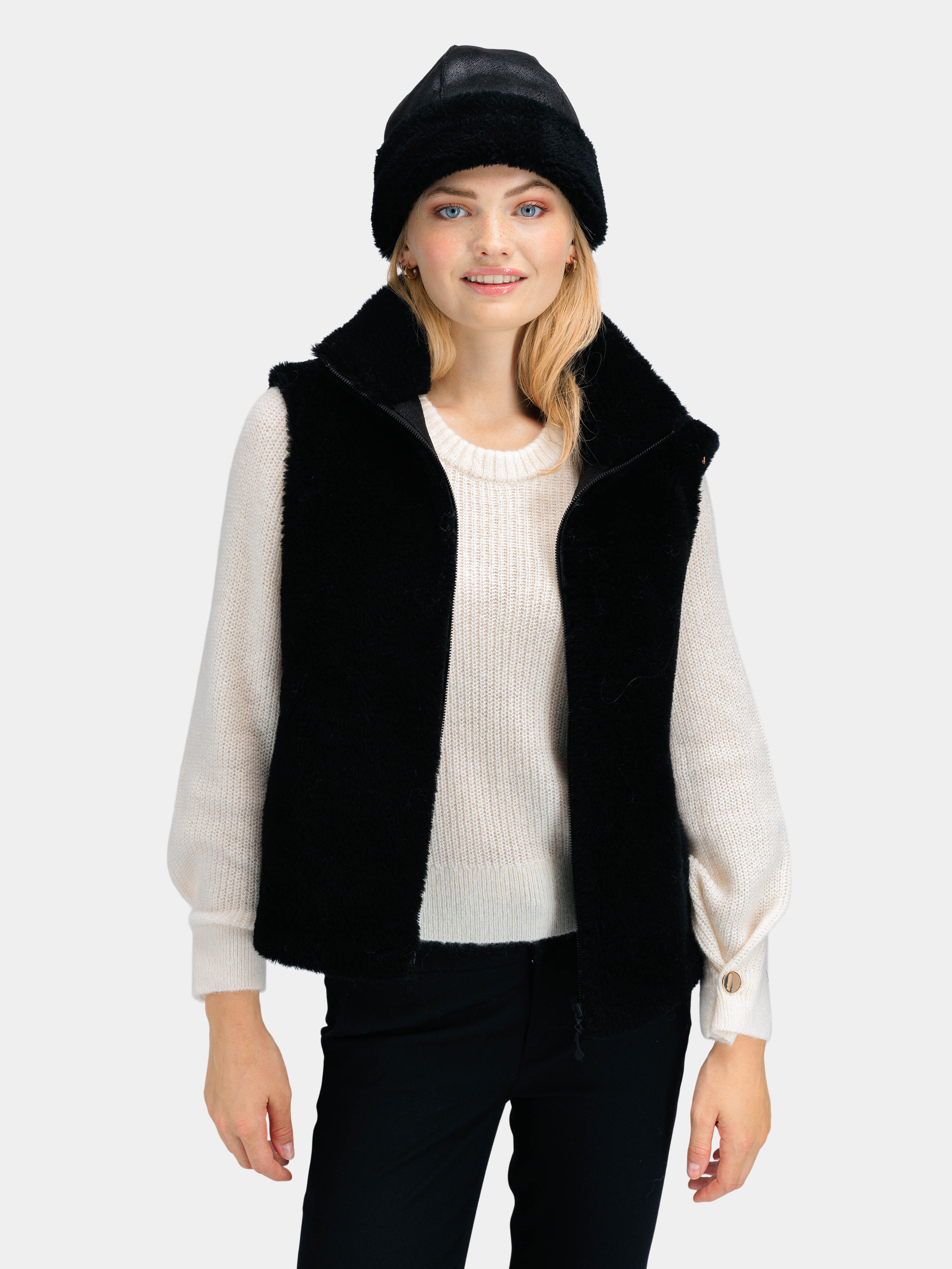 Solveggen Vest Pile Black - WoolLand