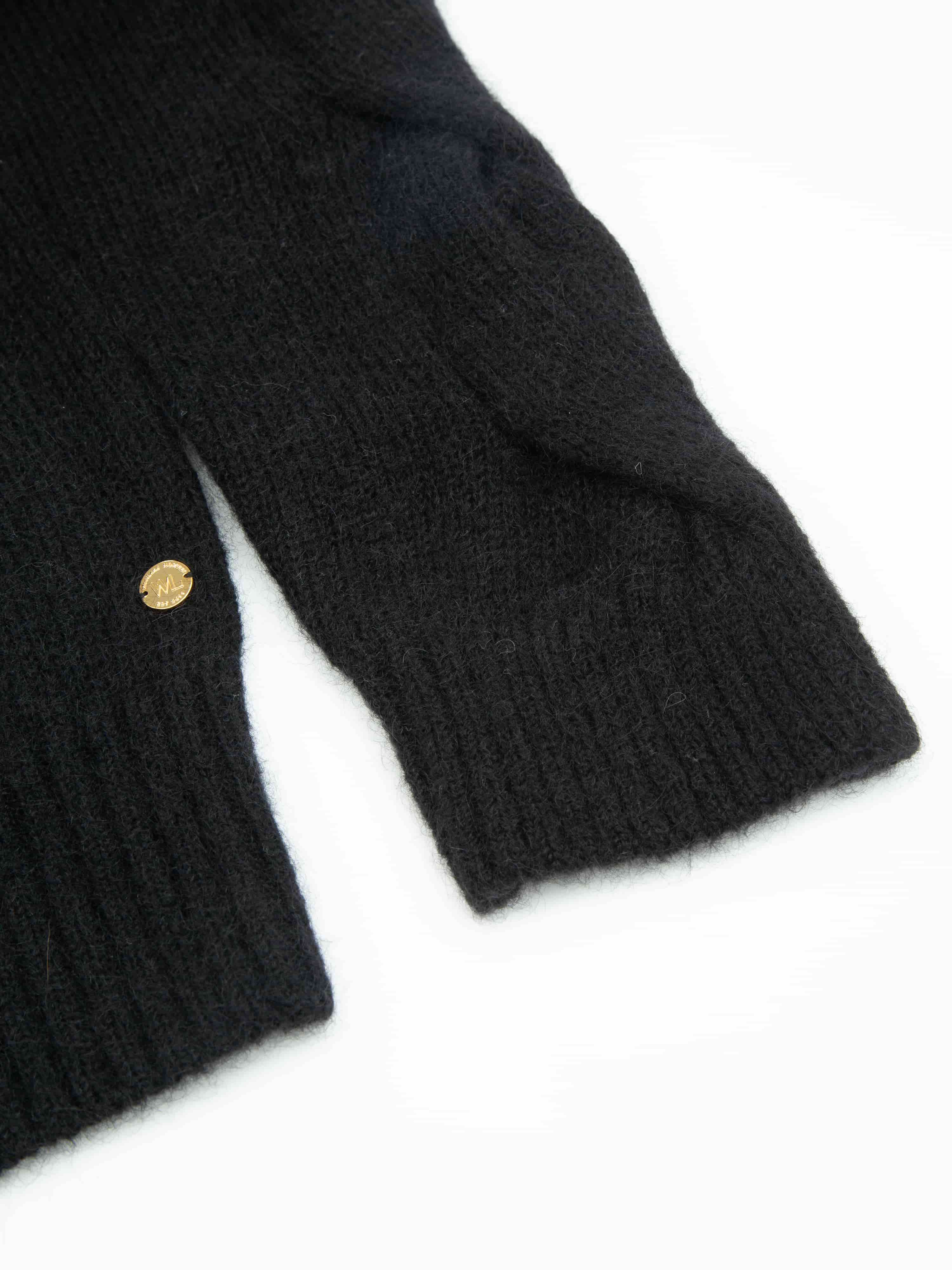 Tromøya Knitted Sweater Black
