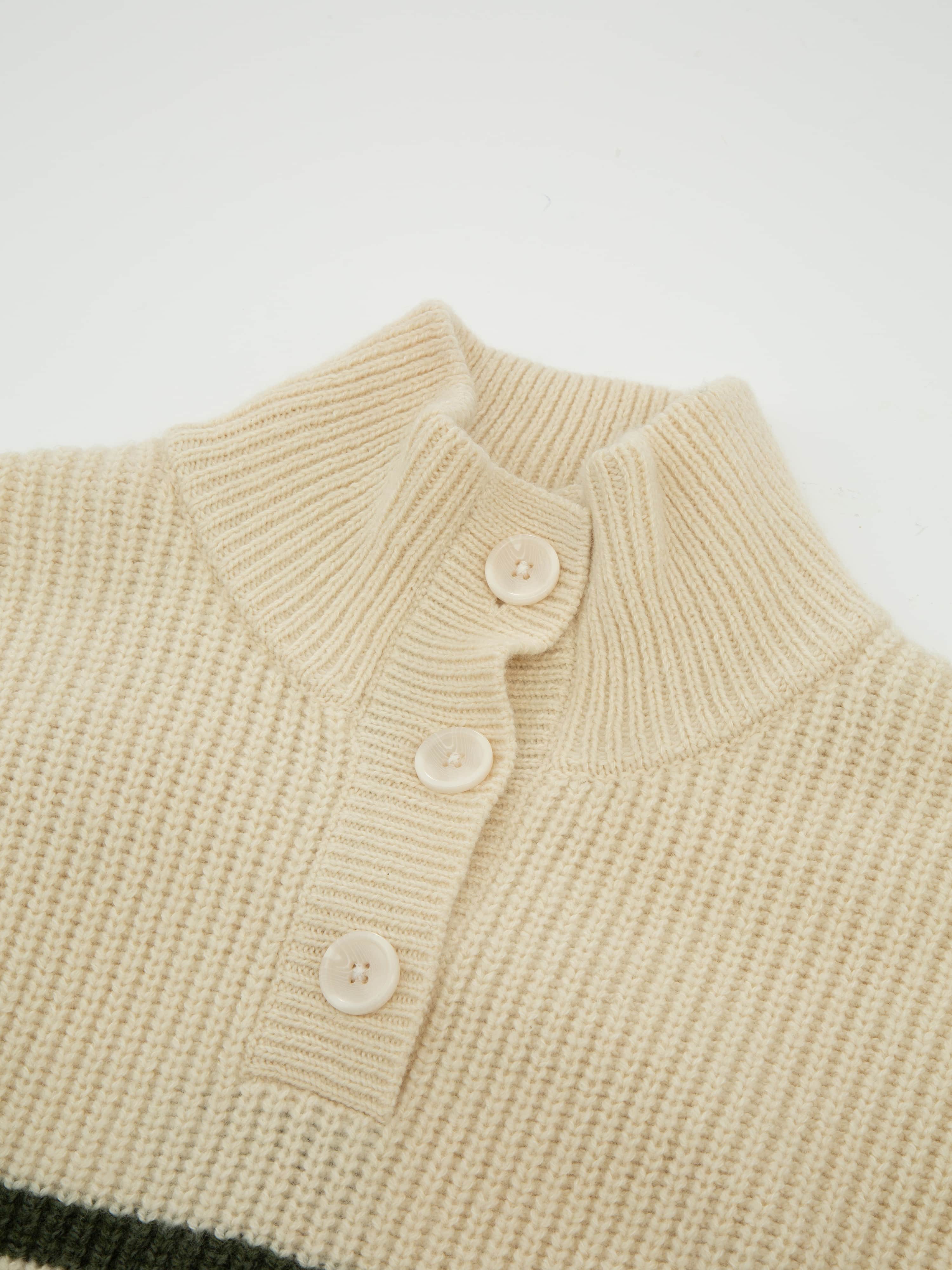 Lomseggen Knitted Sweater White Swan