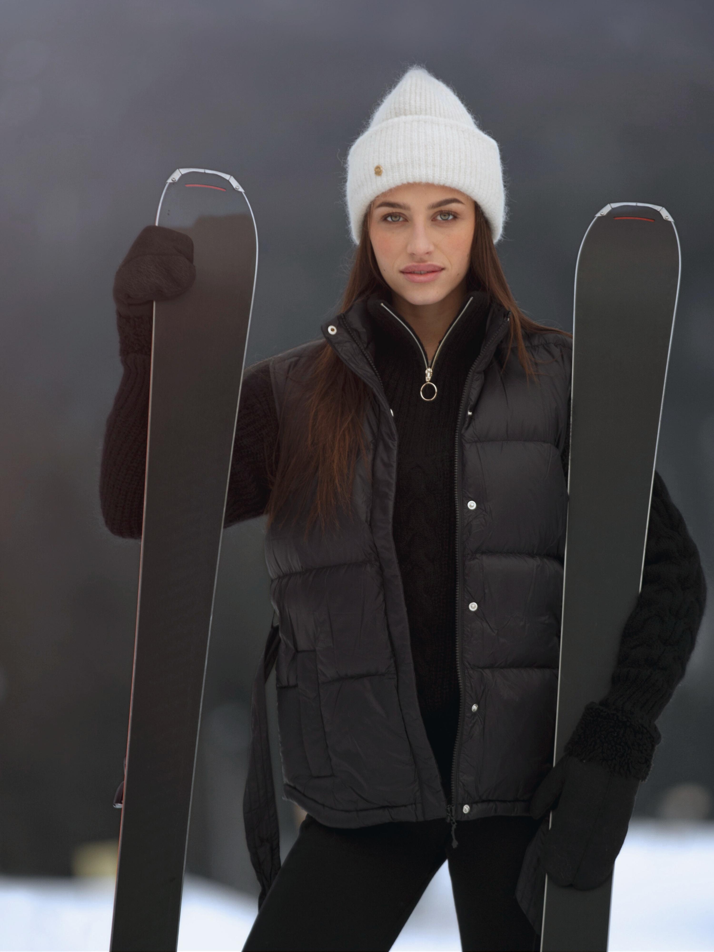 Olden Knitted Sweater  Black