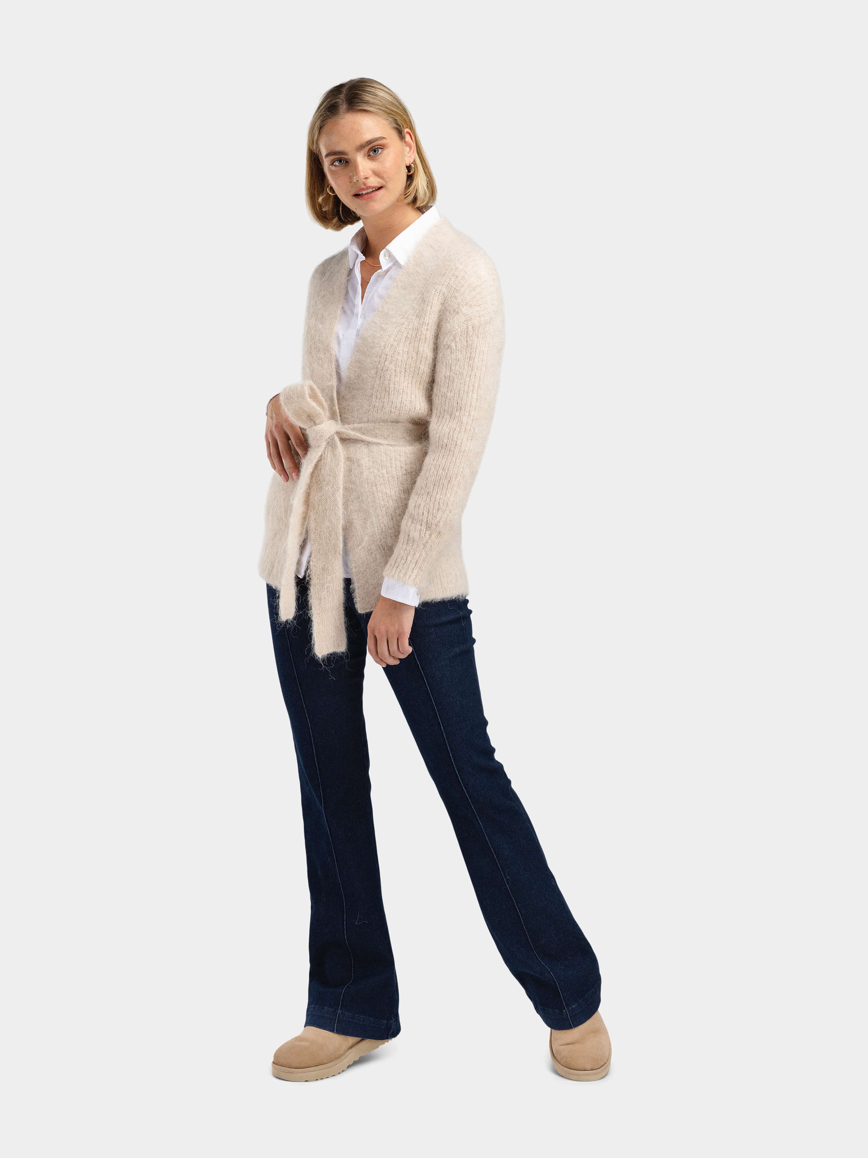 Opheim Knitted Cardigan Woman Cream