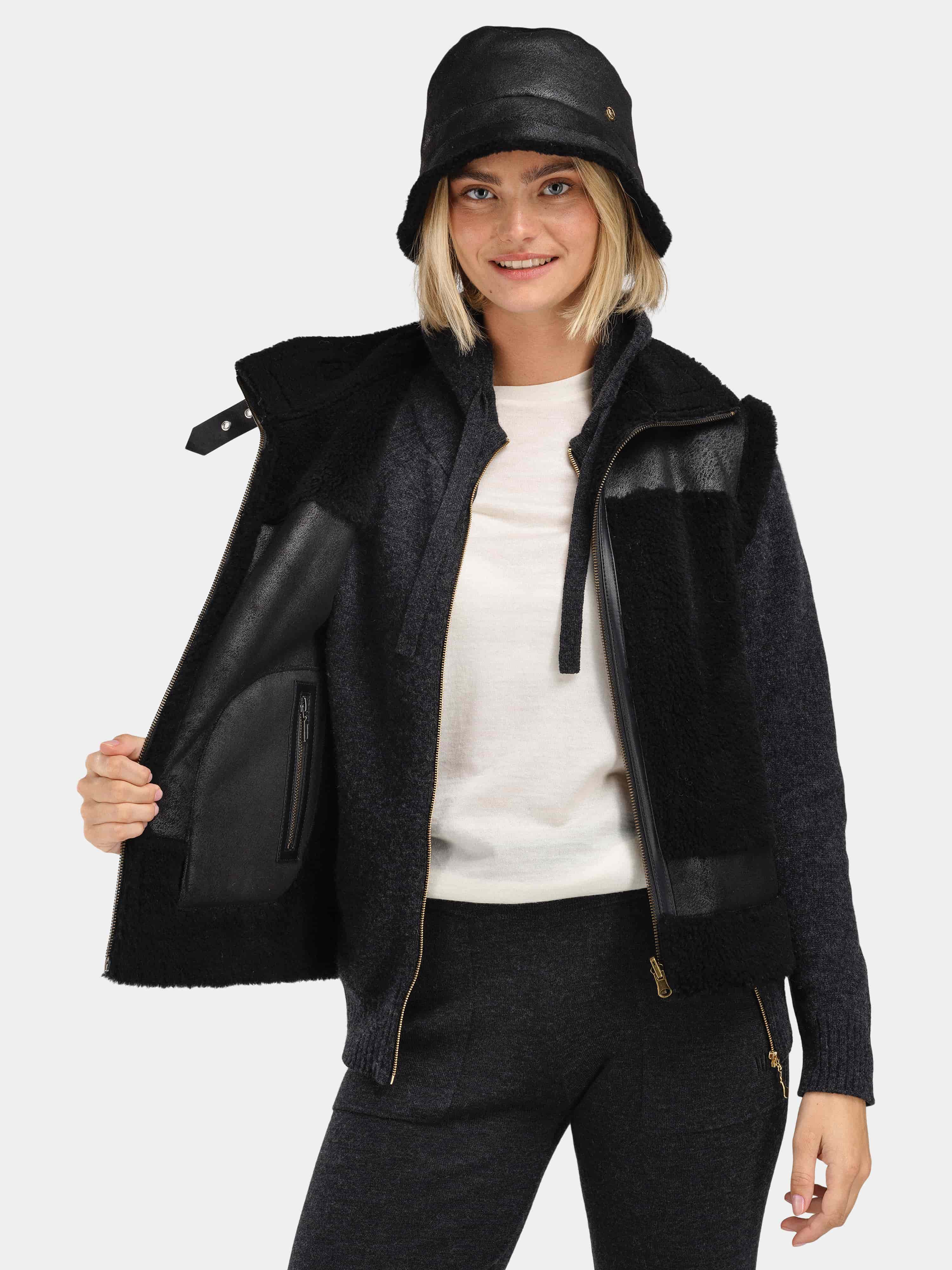 Solveggen Pilé Vest  Black