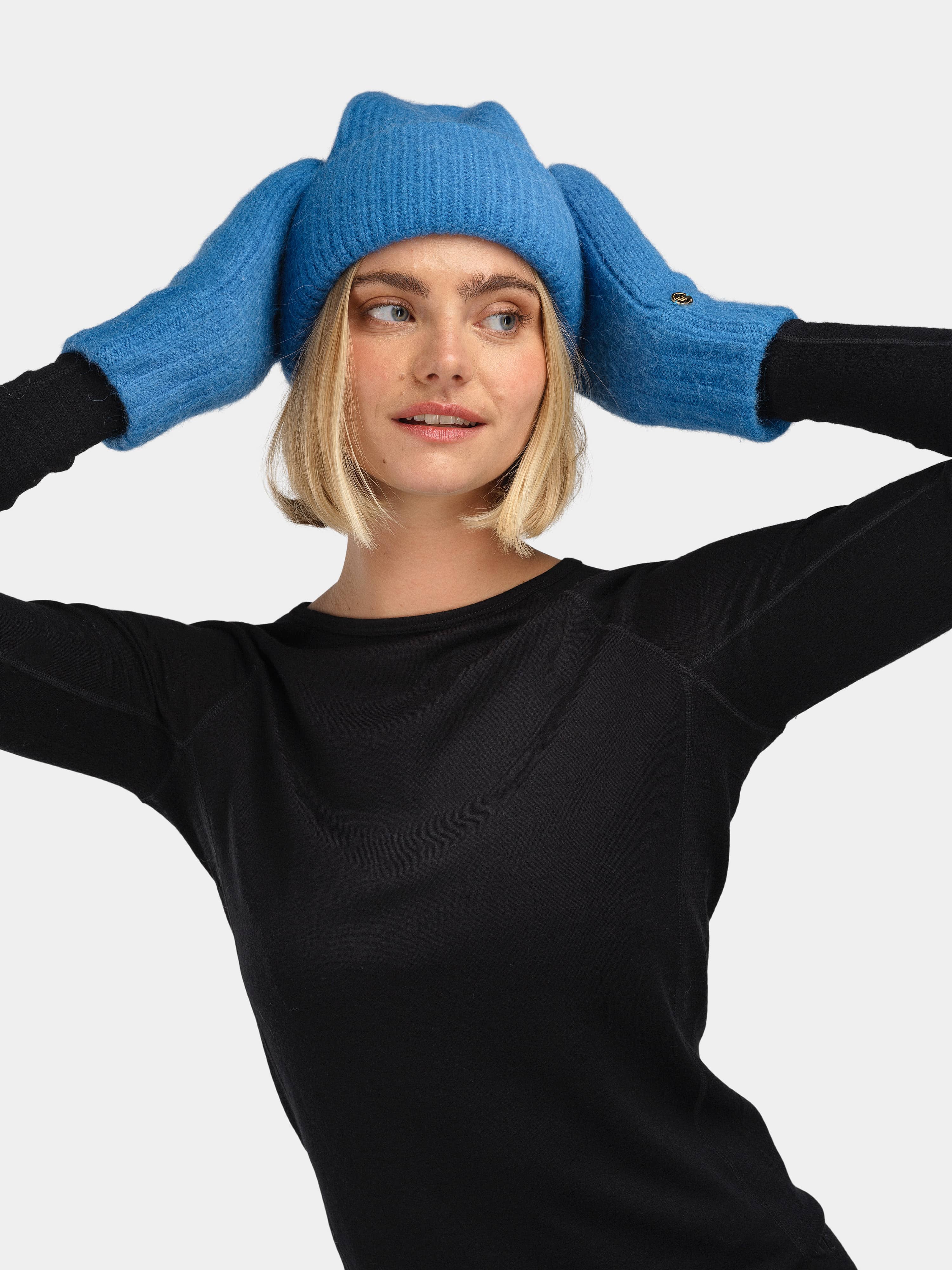 Raulandtind knitted Hat Blue Wave