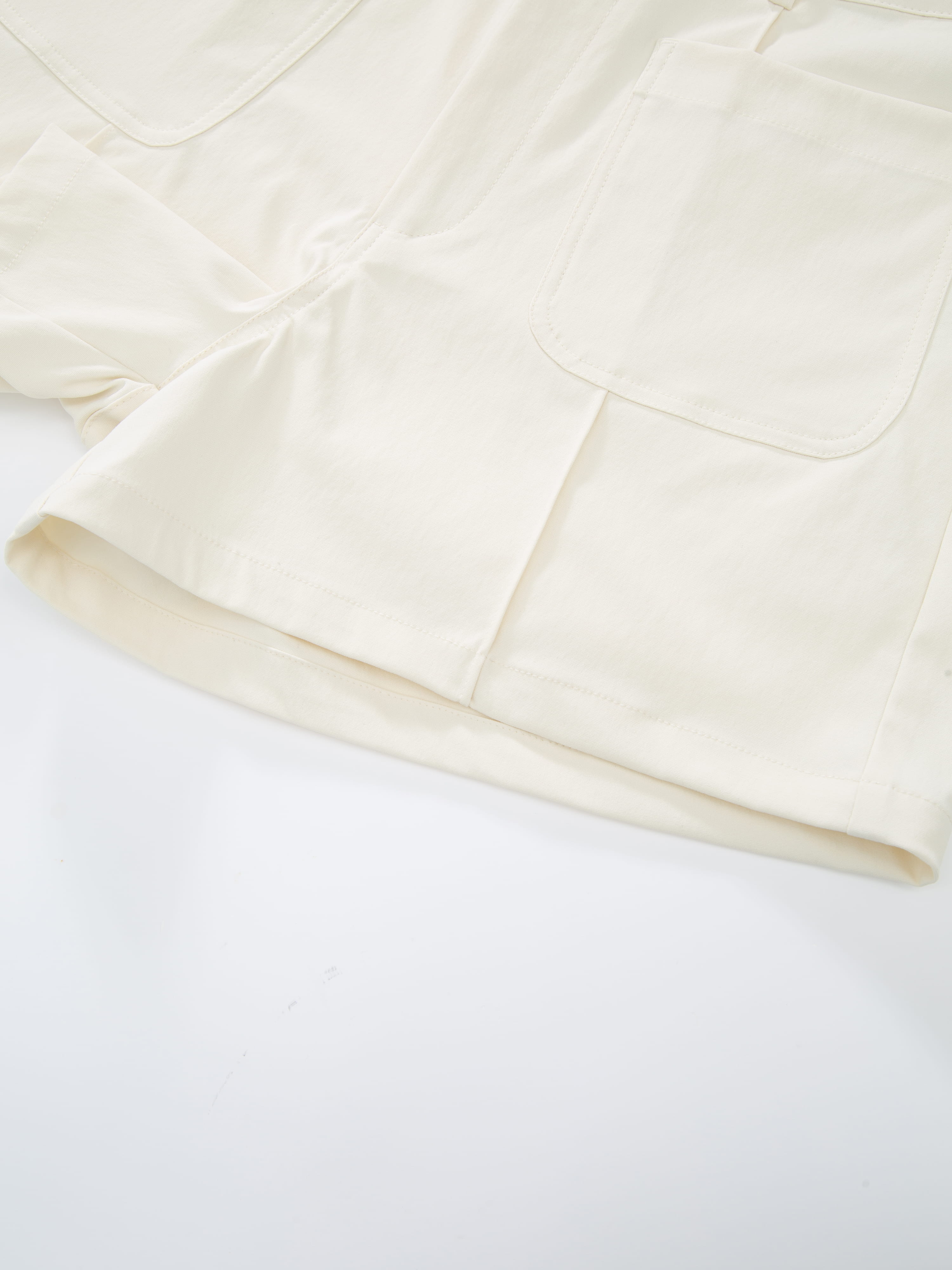 Hvaler Shorts White Swan