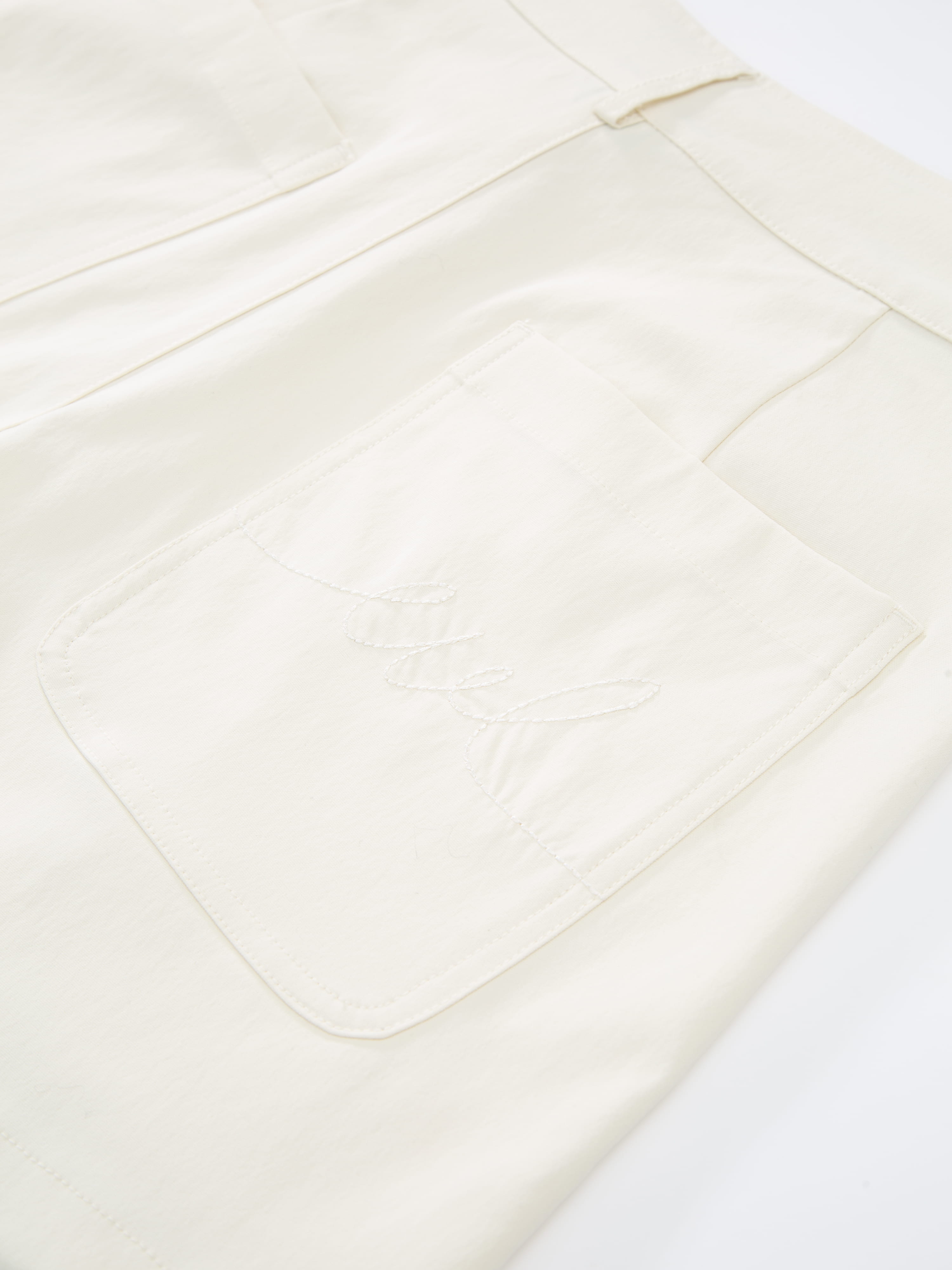Hvaler Shorts White Swan