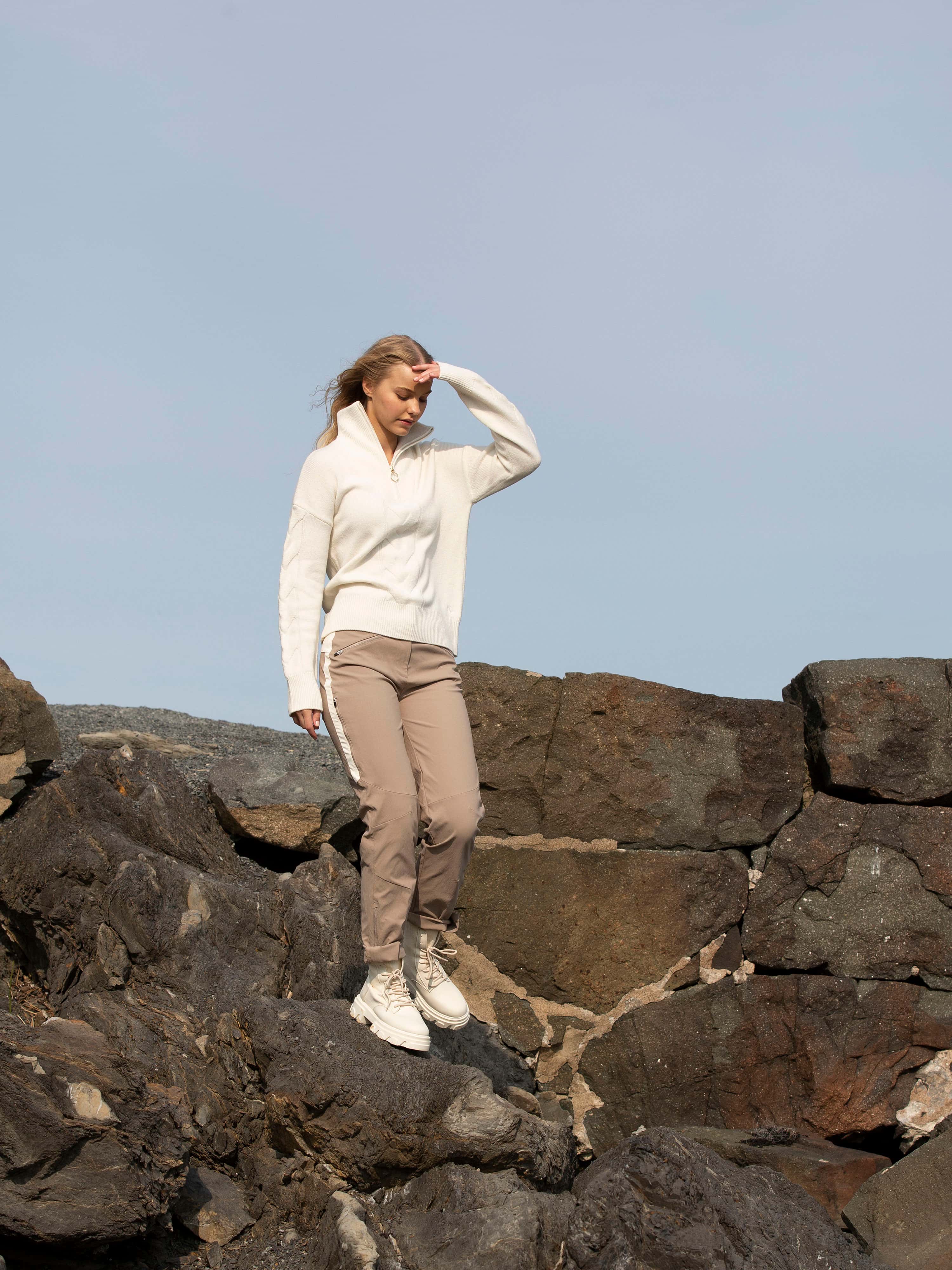 Romsdalseggen Pants Driftwood