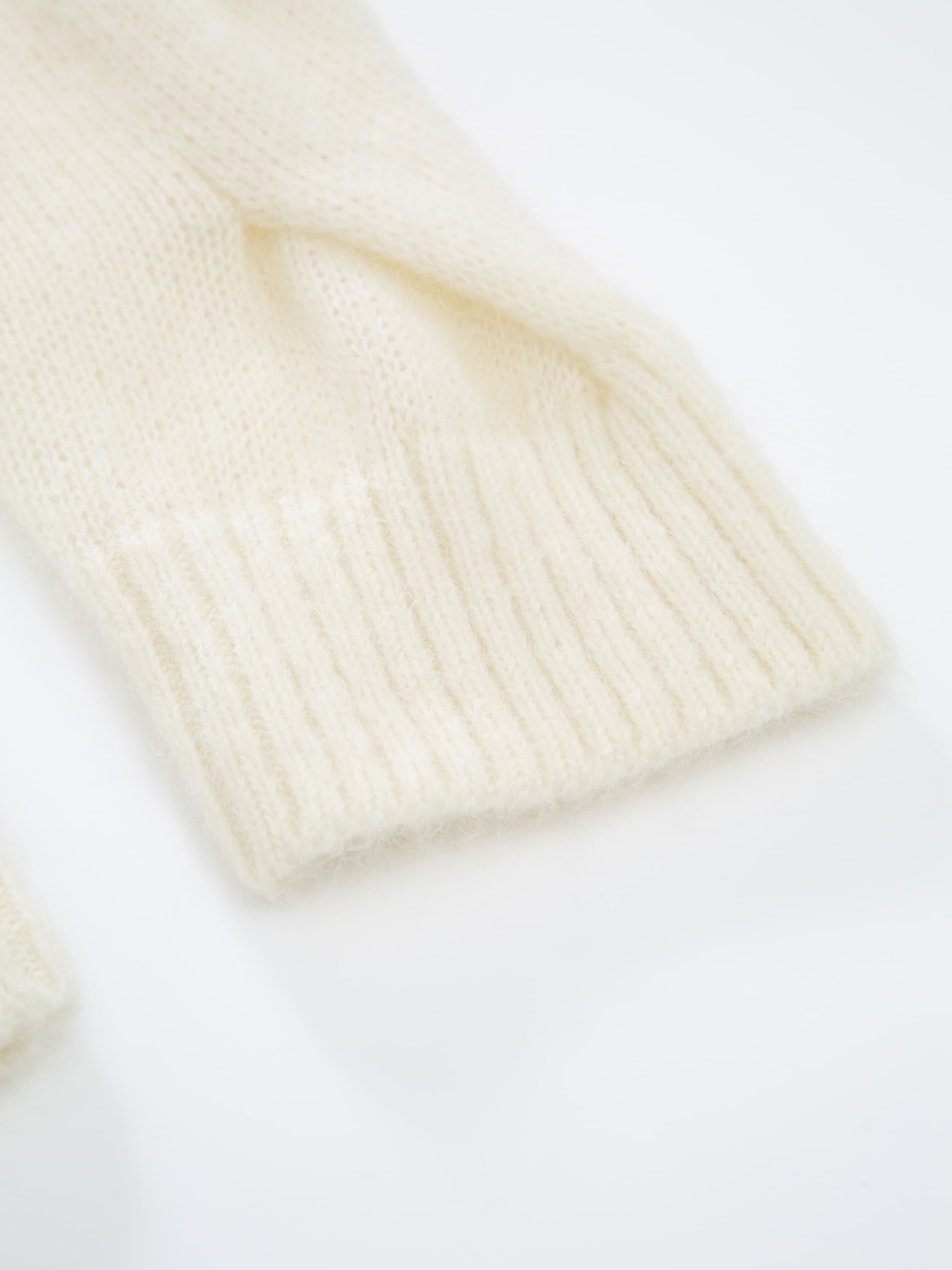 Tromøya Knitted Sweater Snow White