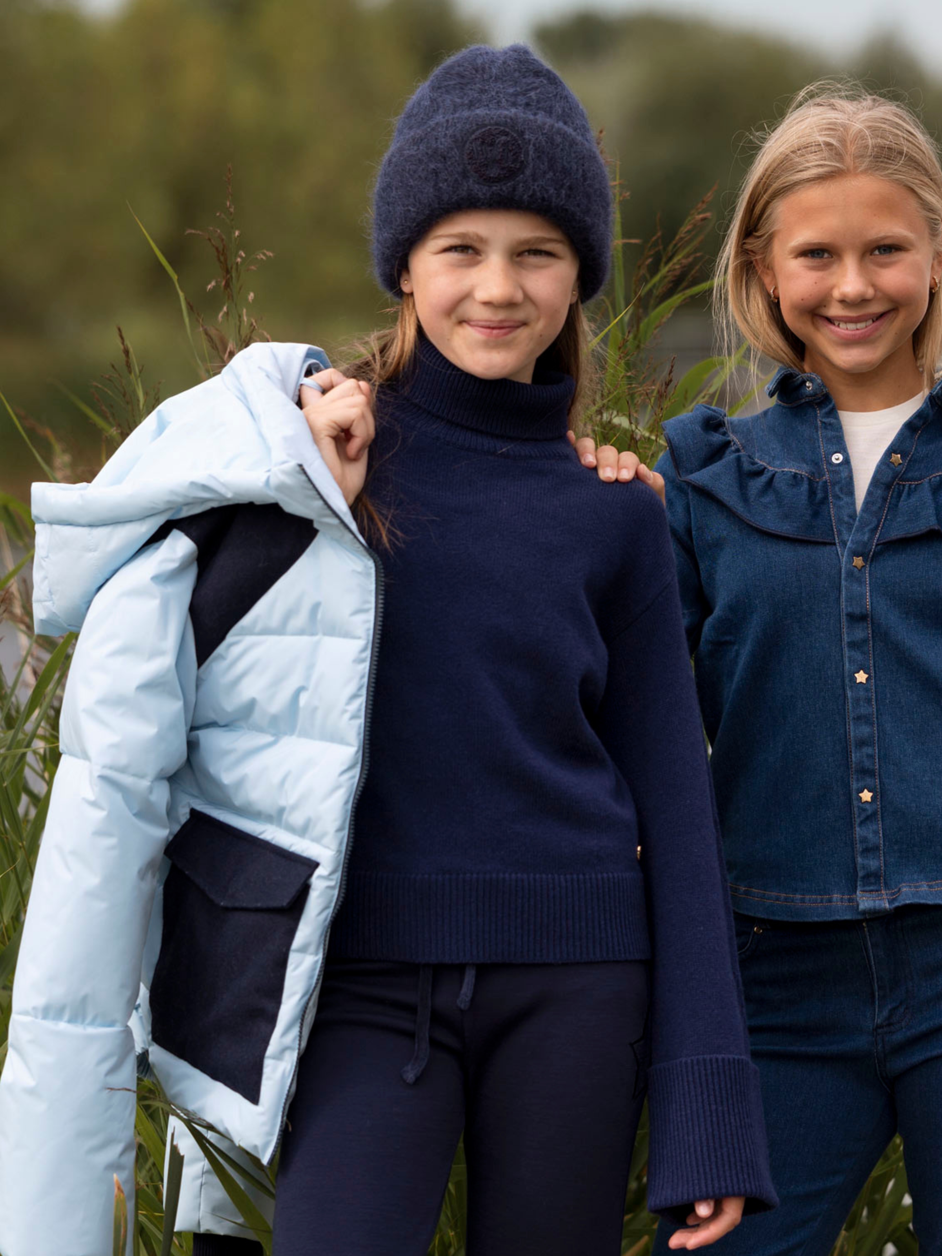 Bærum Høyhalset Strikkegenser  Dark Blue