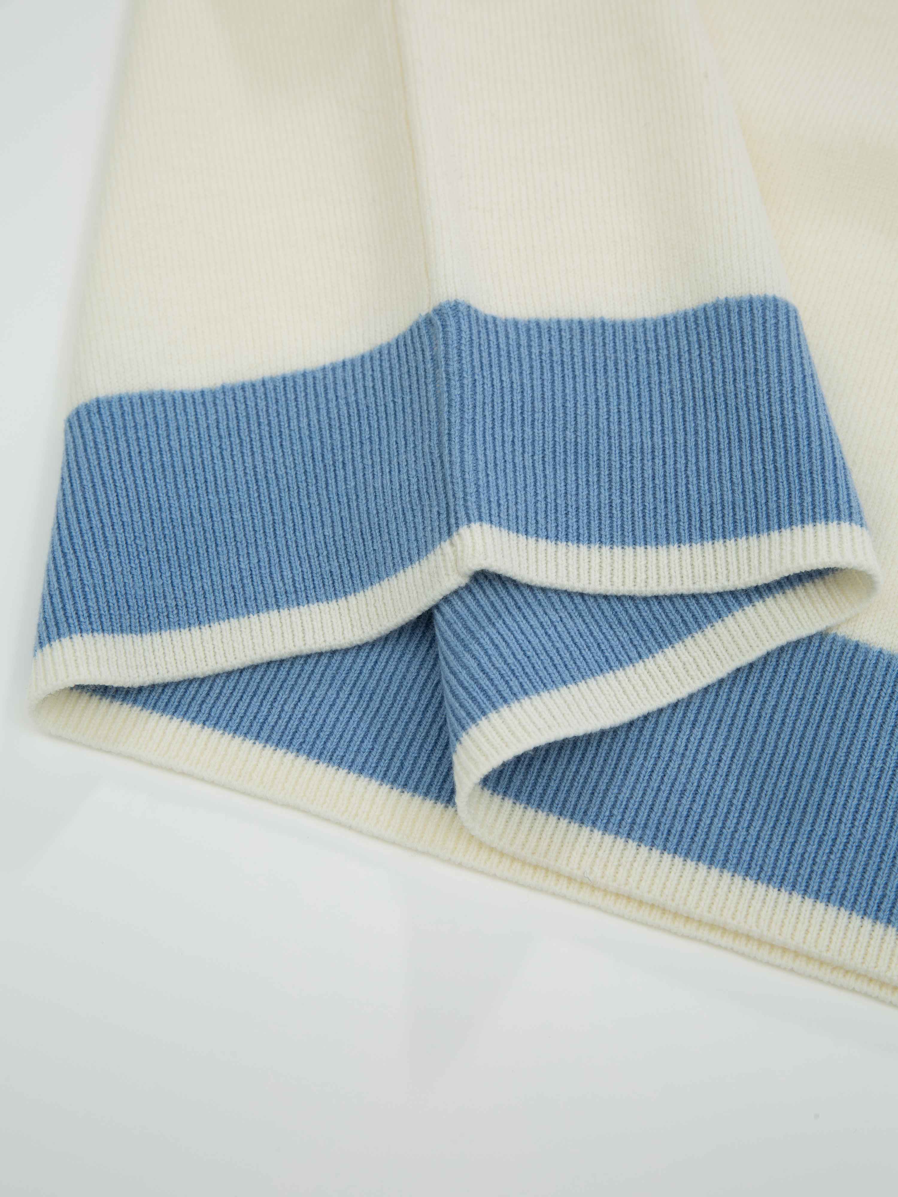 Sølen Ullgenser  Bright White