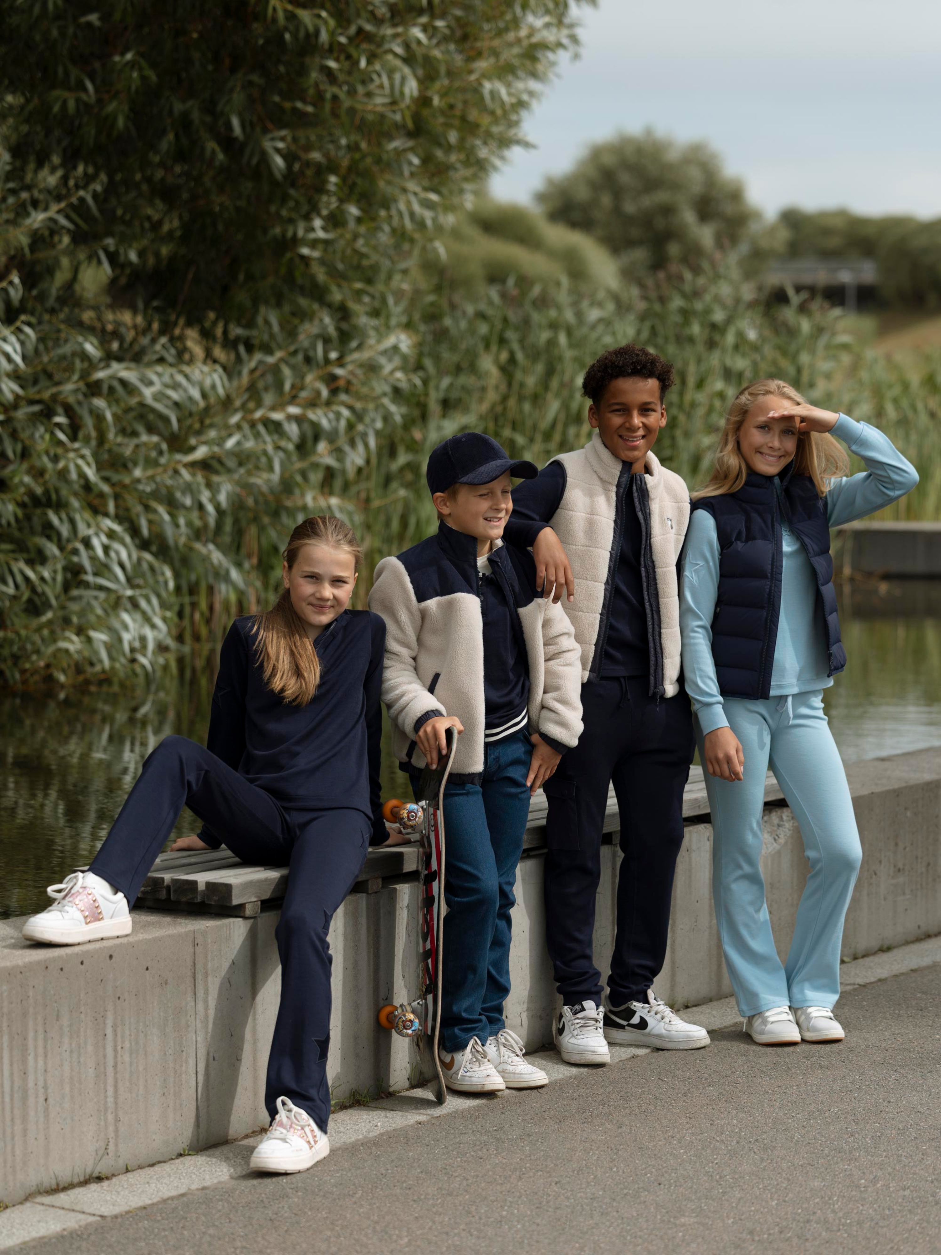 Veslepiggen Merino Half-zip Light Sky