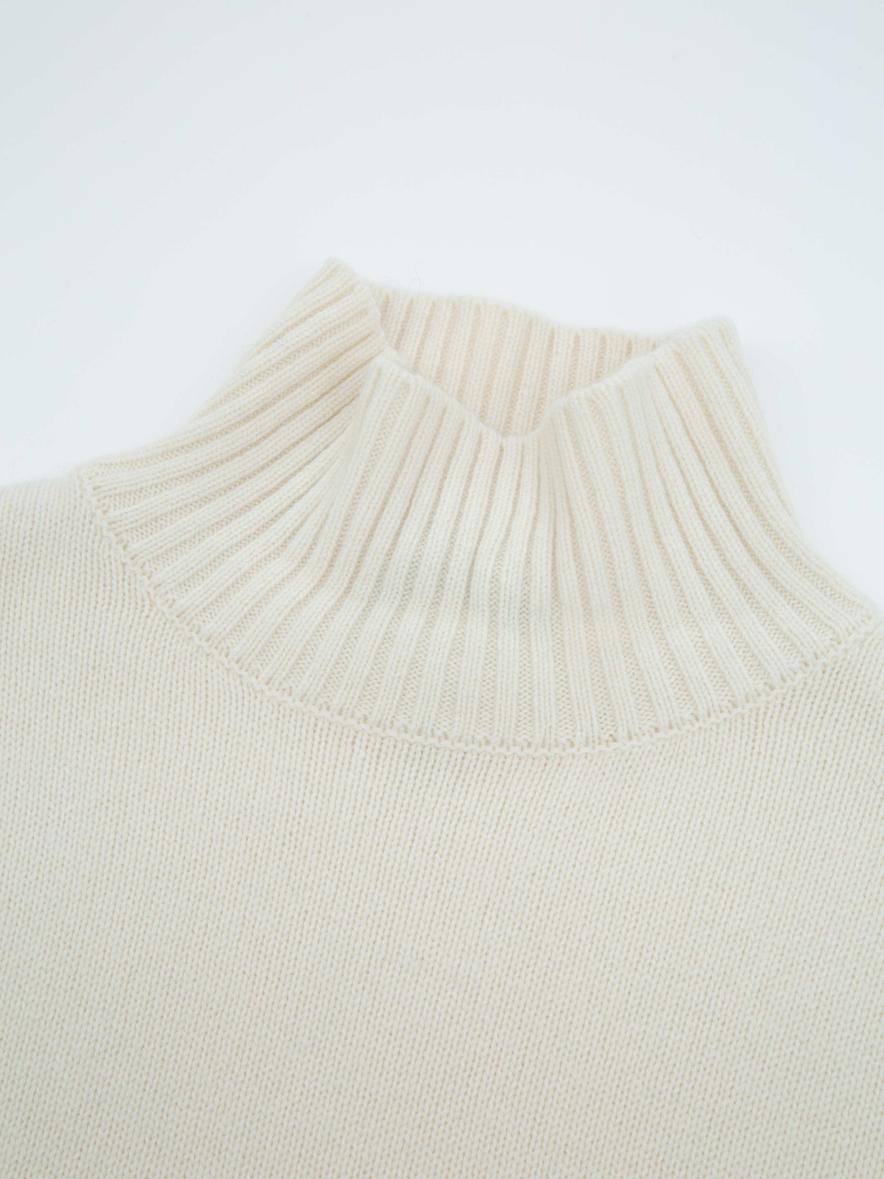 Hettpiggen Strikkegenser  Cream