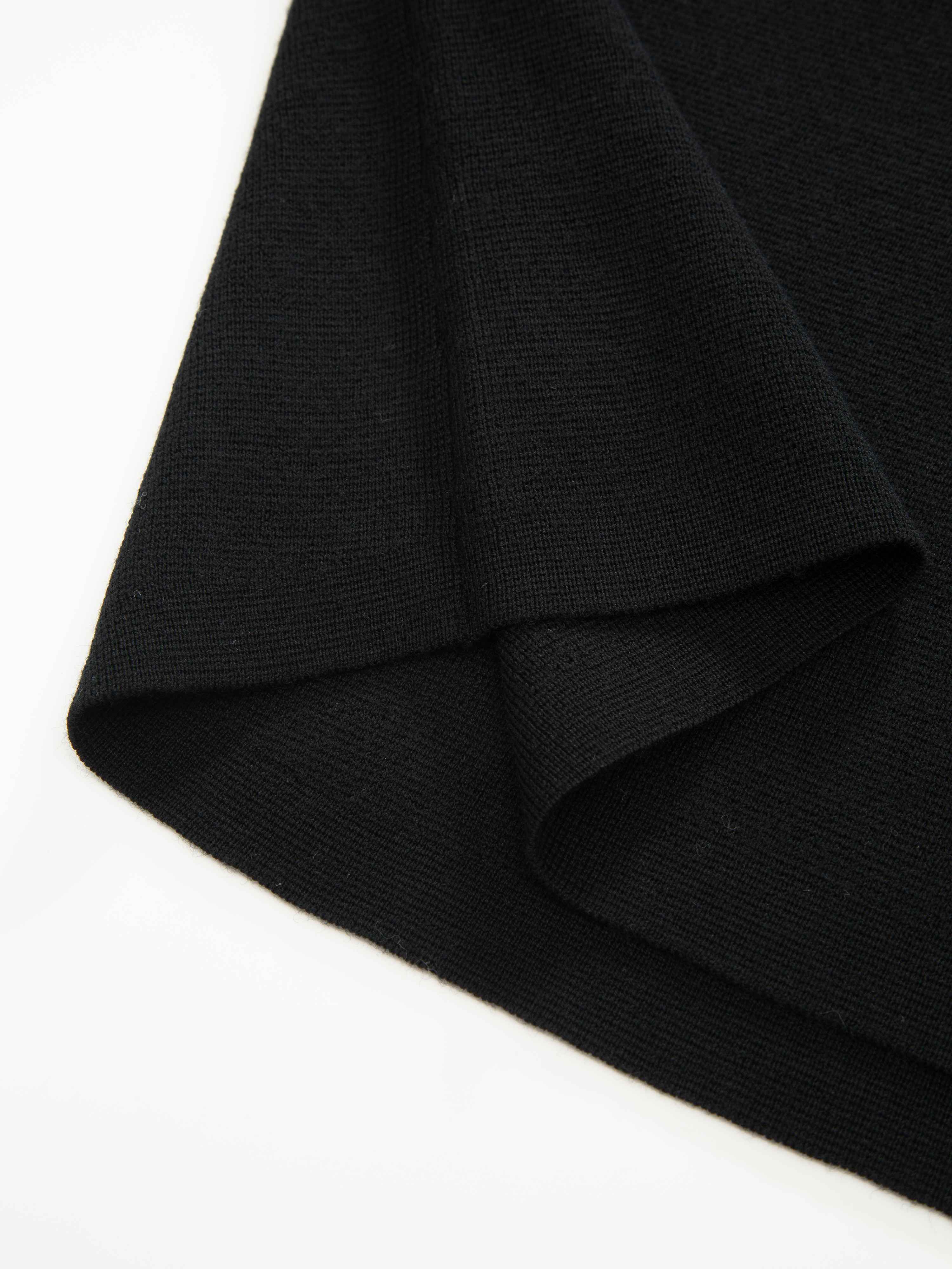 Himmeltinden Knitted Top  Black