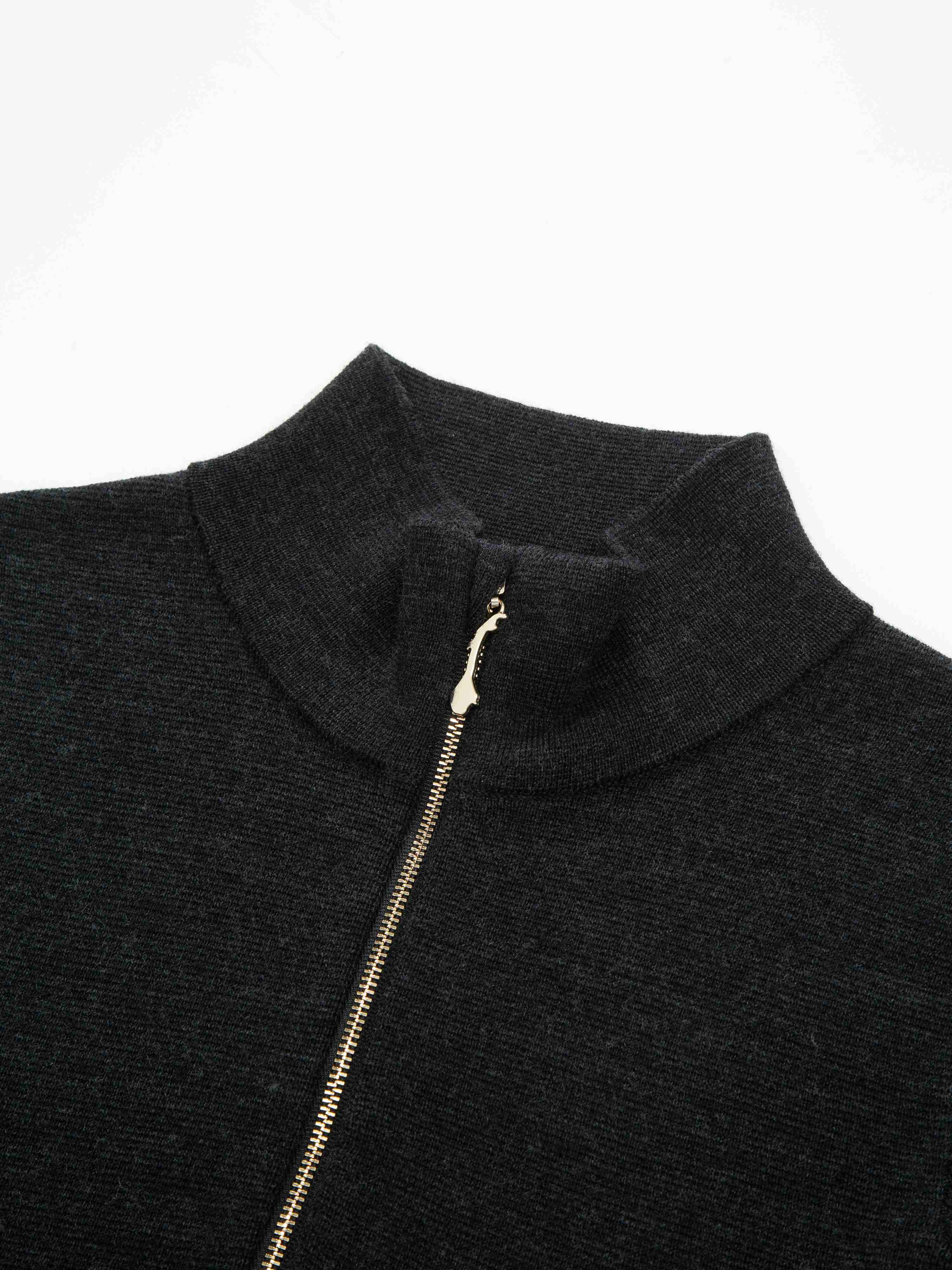 Himmeltinden Knitted Top  Charcoal Grey