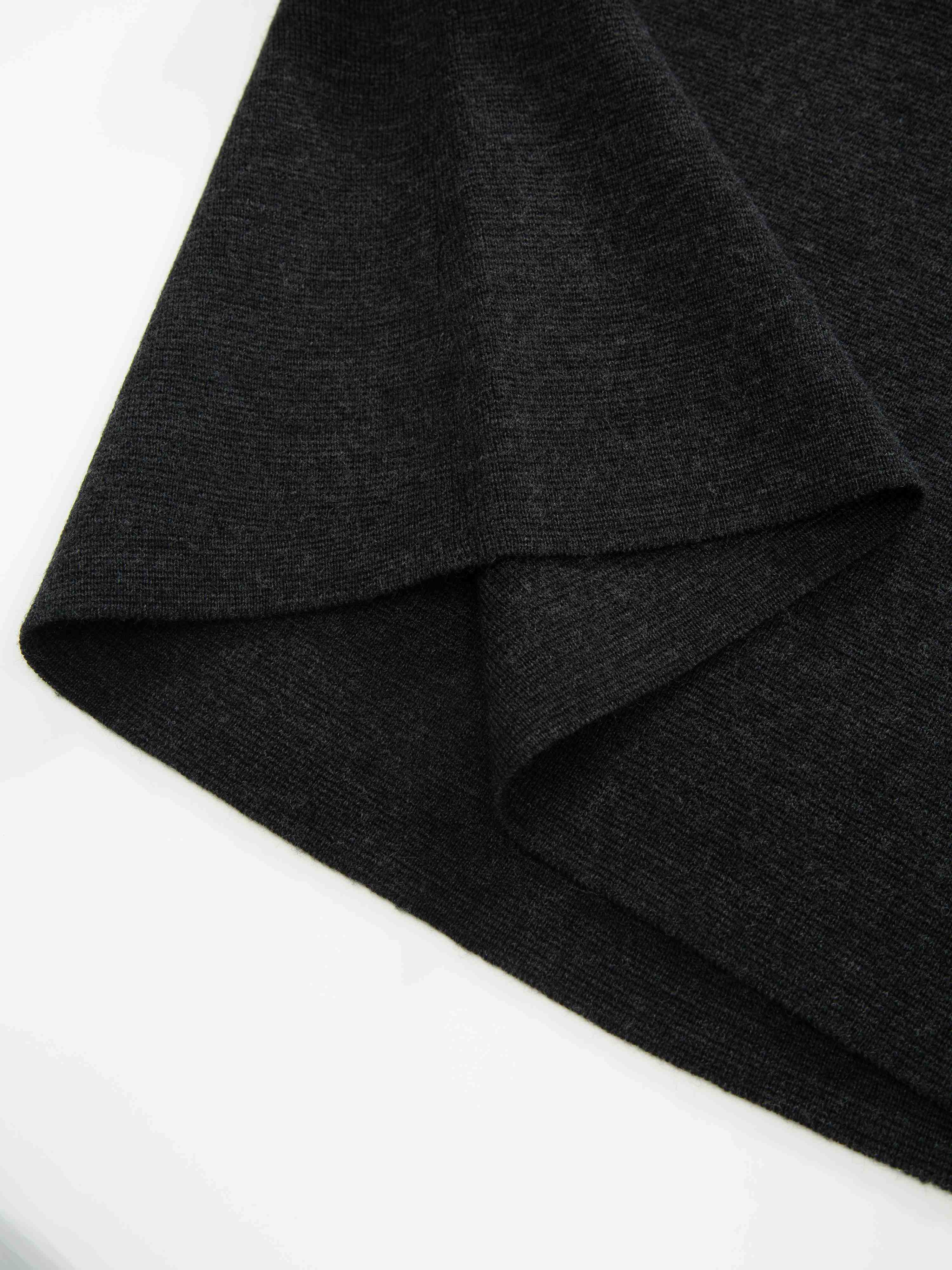 Himmeltinden Knitted Top  Charcoal Grey