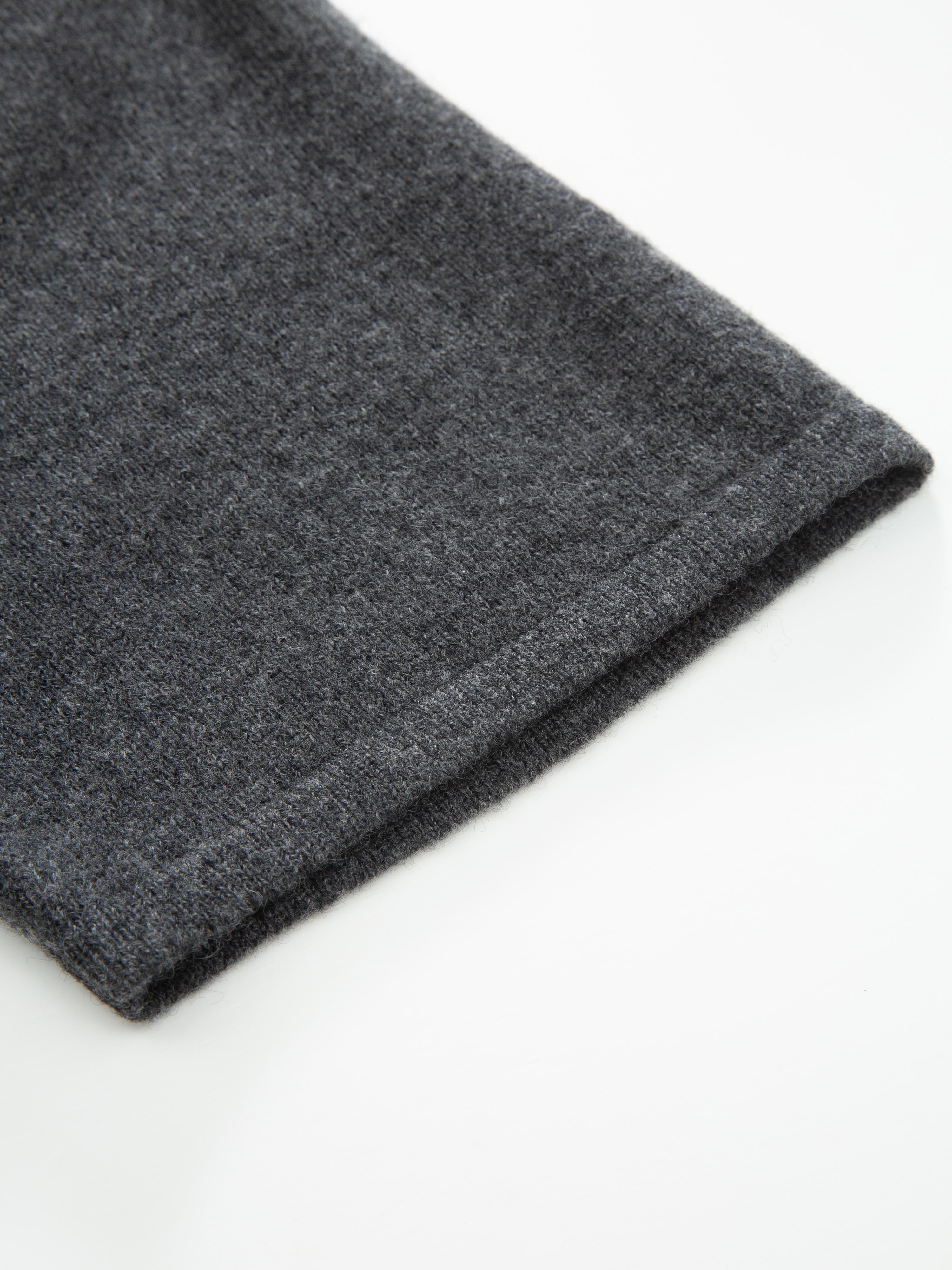 Loftet Cashmere T-Shirt Charcoal Grey