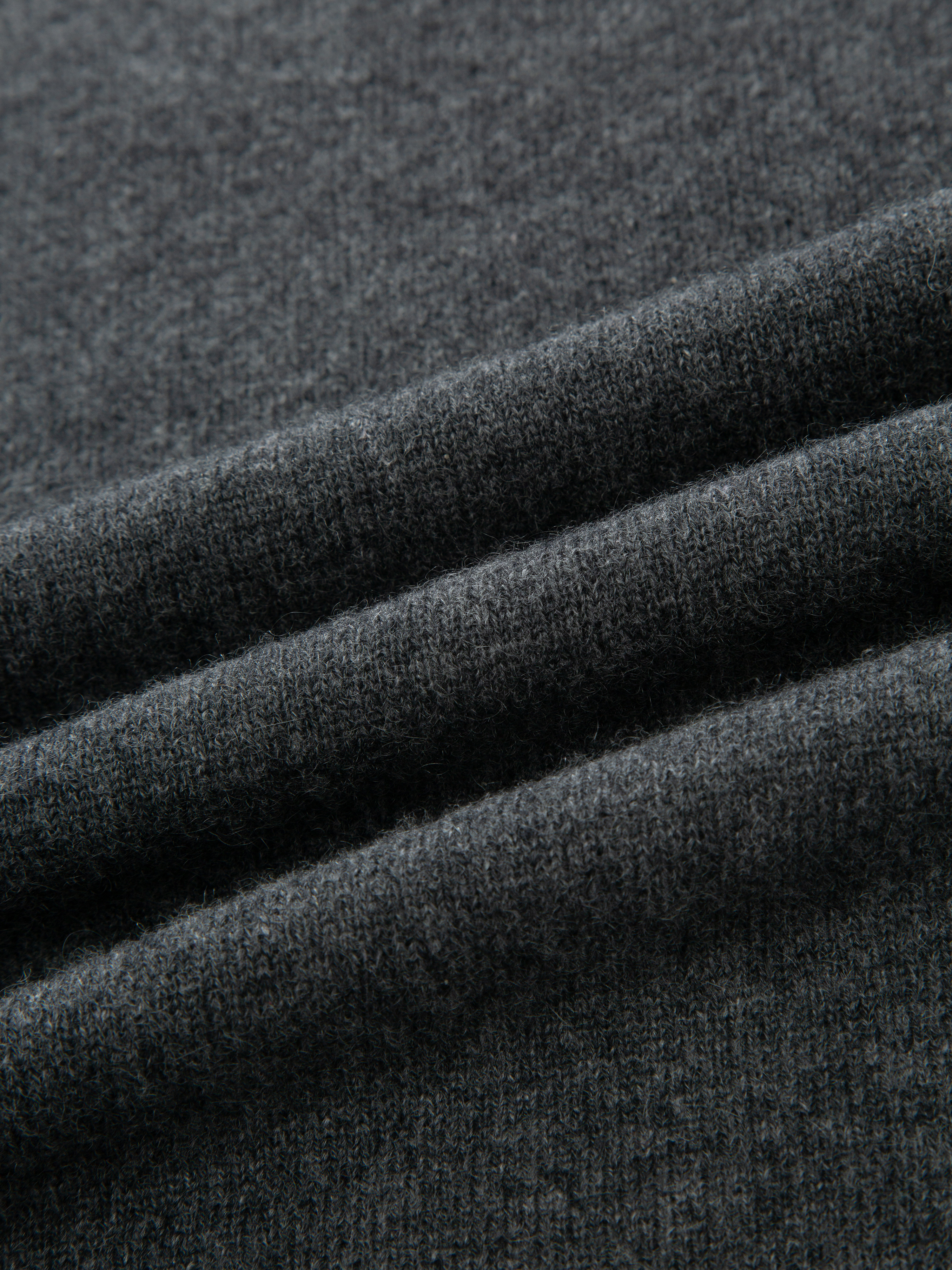 Loftet Cashmere T-Shirt Charcoal Grey