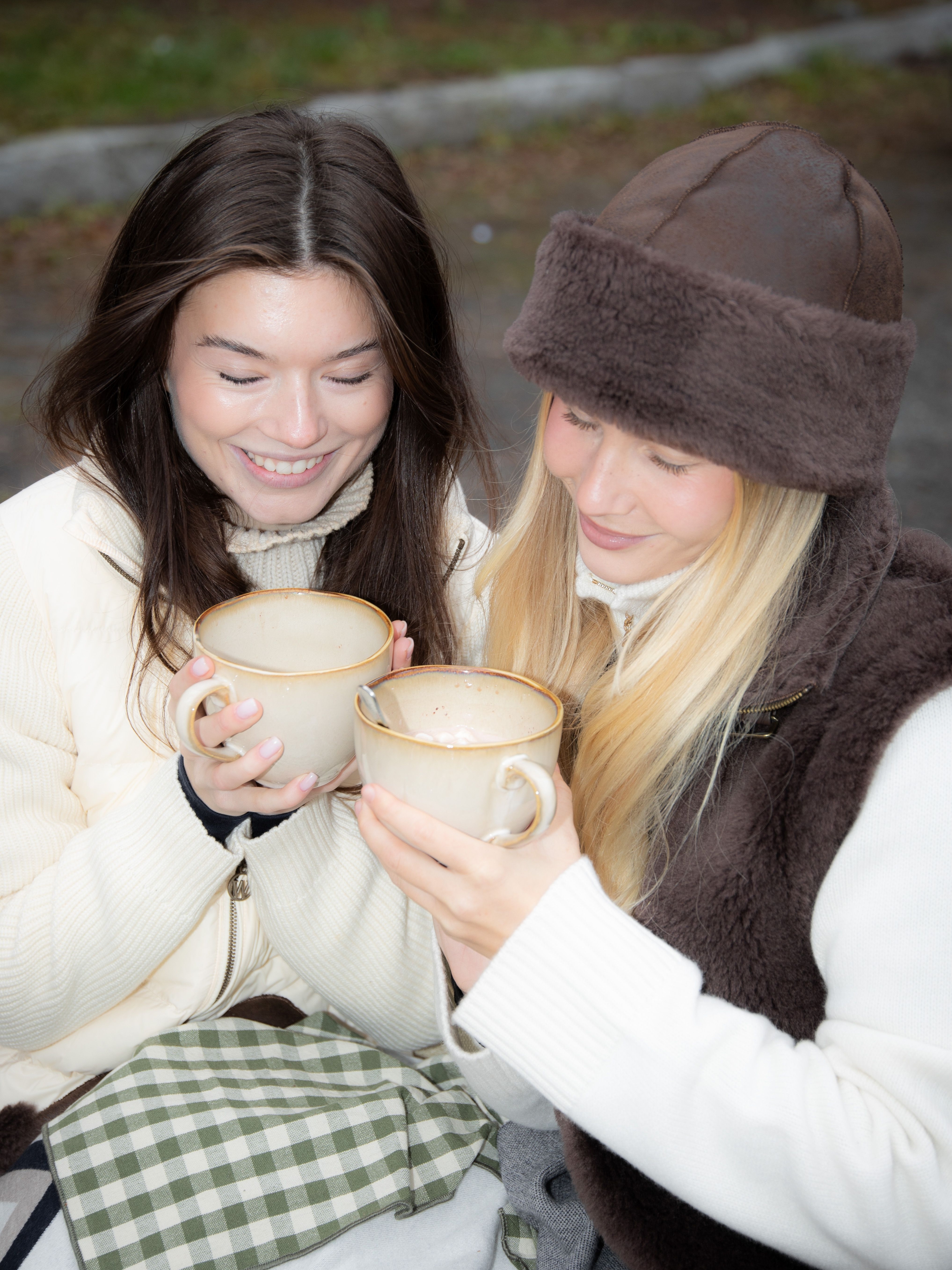 Solveggen Lambswool Hat Mocca