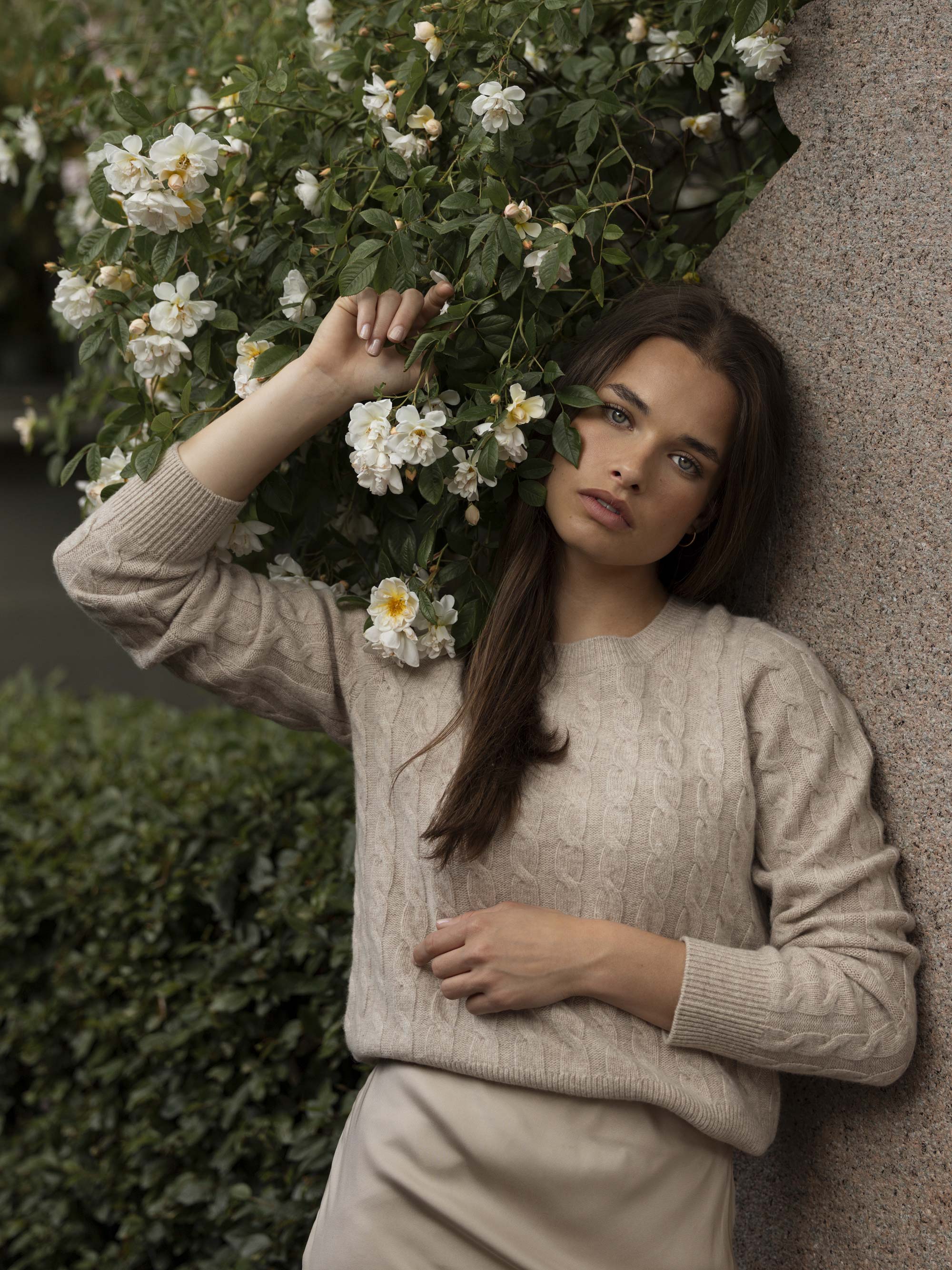 Vesttoppen Kabelstrikket genser Beige