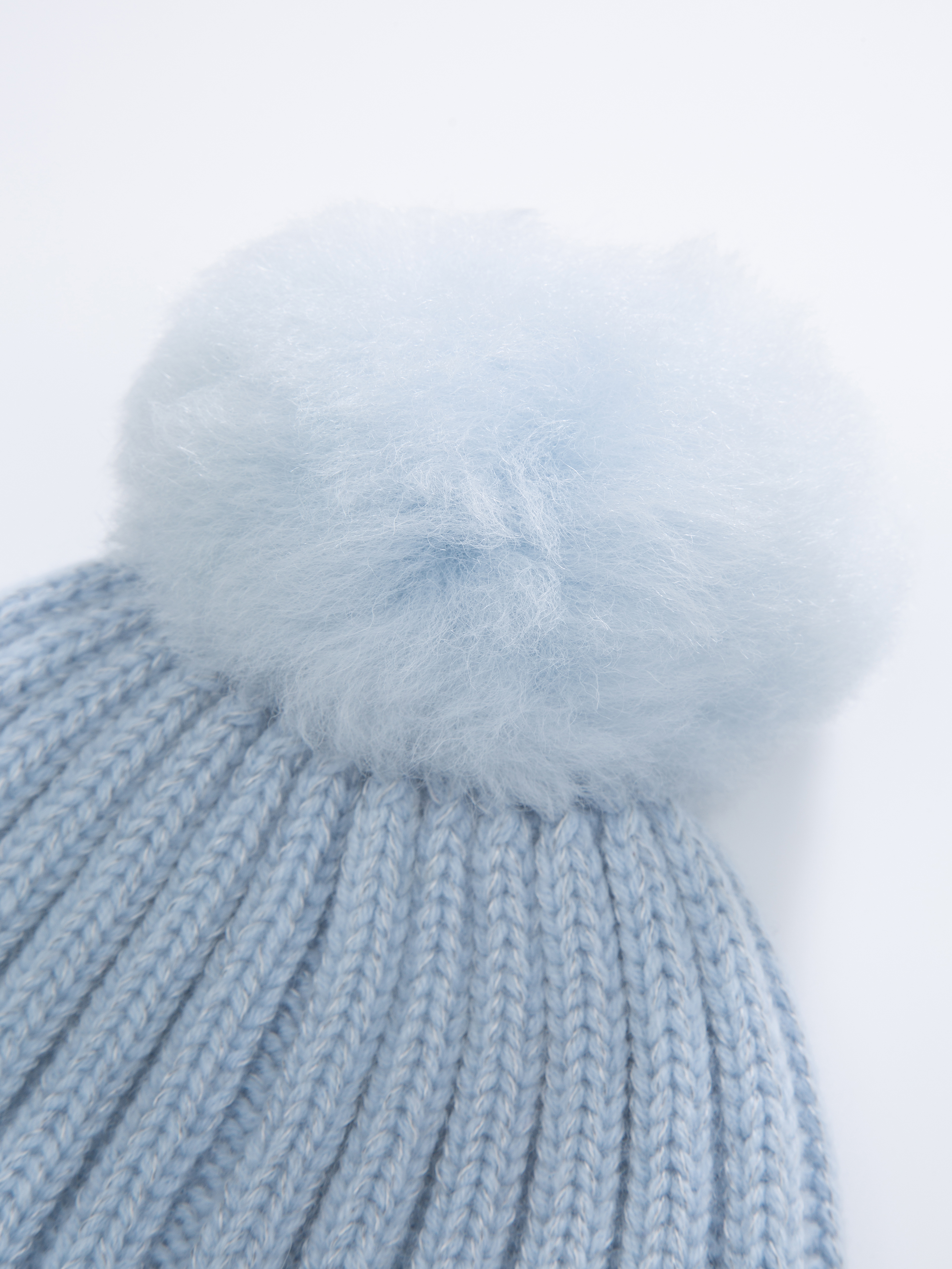 Moss Cashmere Hat Light Sky