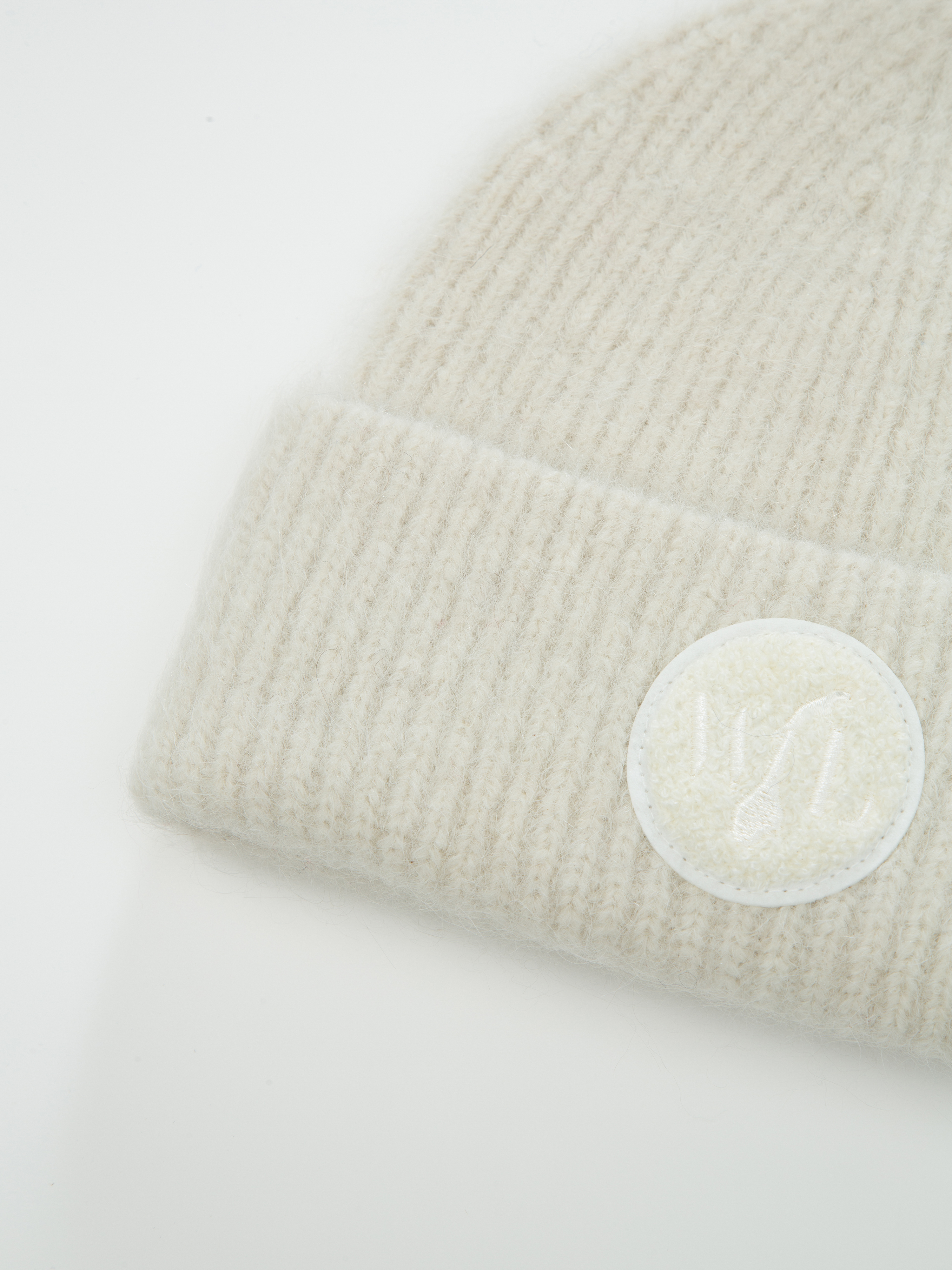 Rauland Beanie Snow White