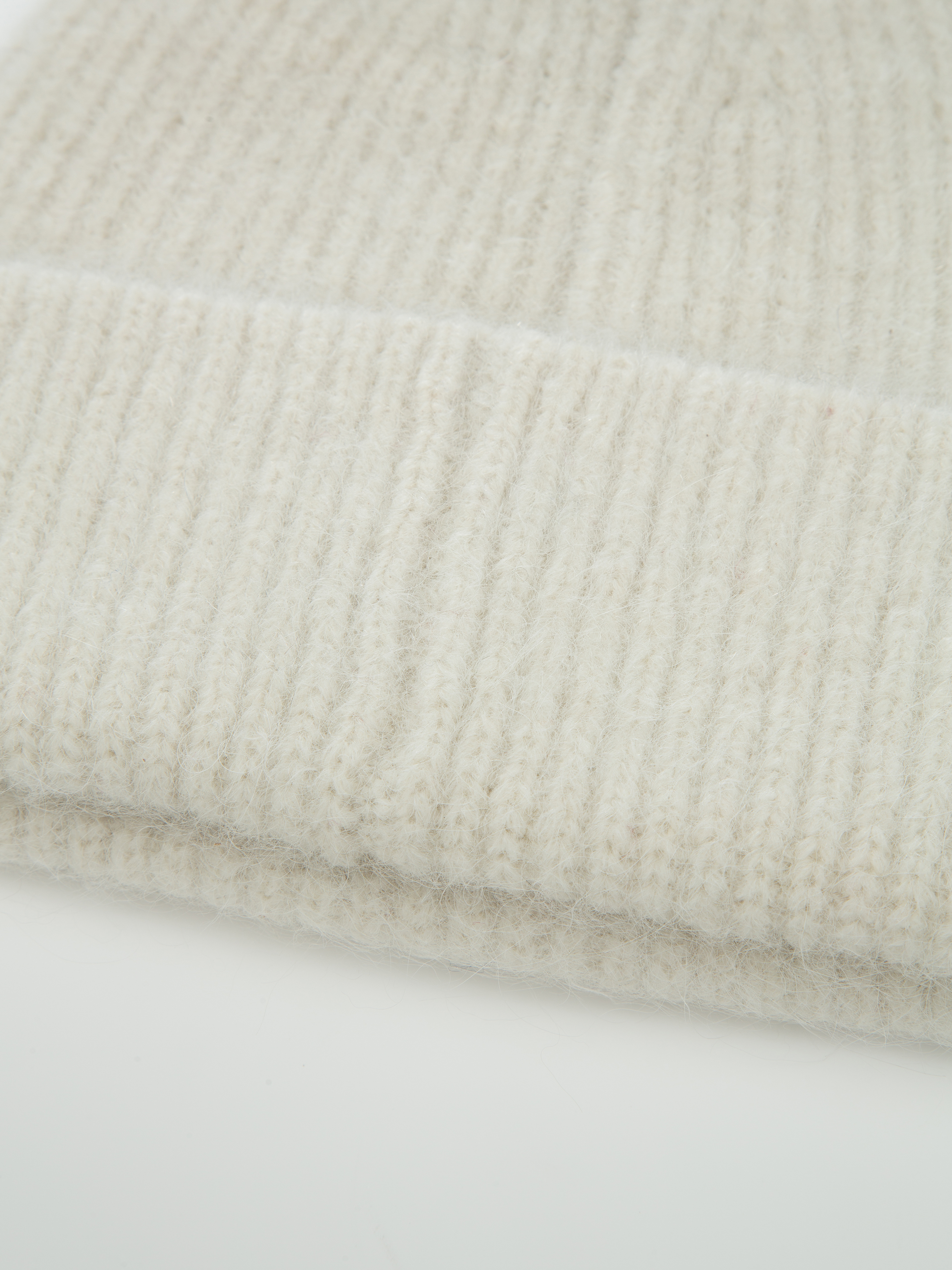 Rauland Beanie Snow White