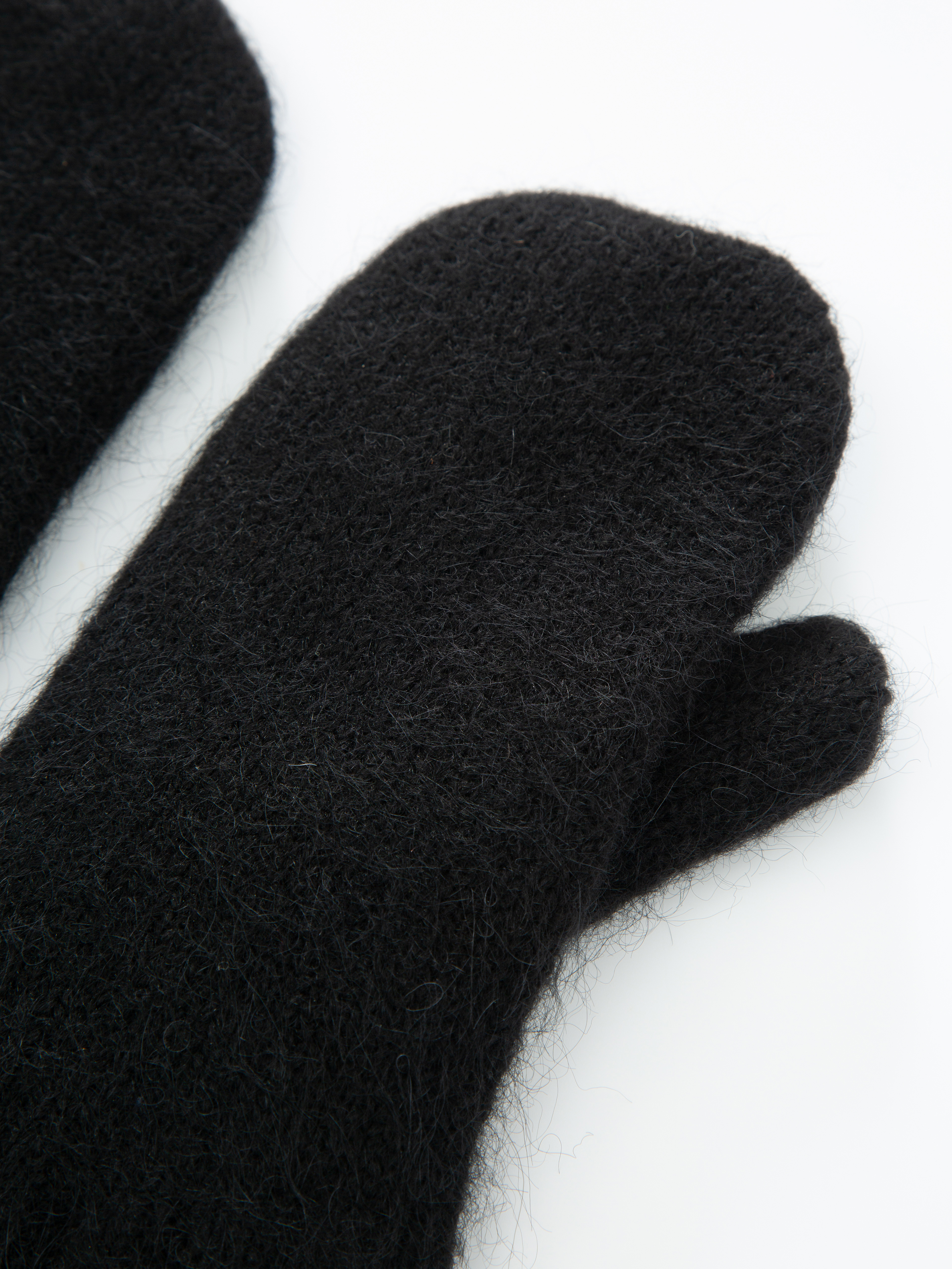 Raulandtind Knitted Mittens  Black