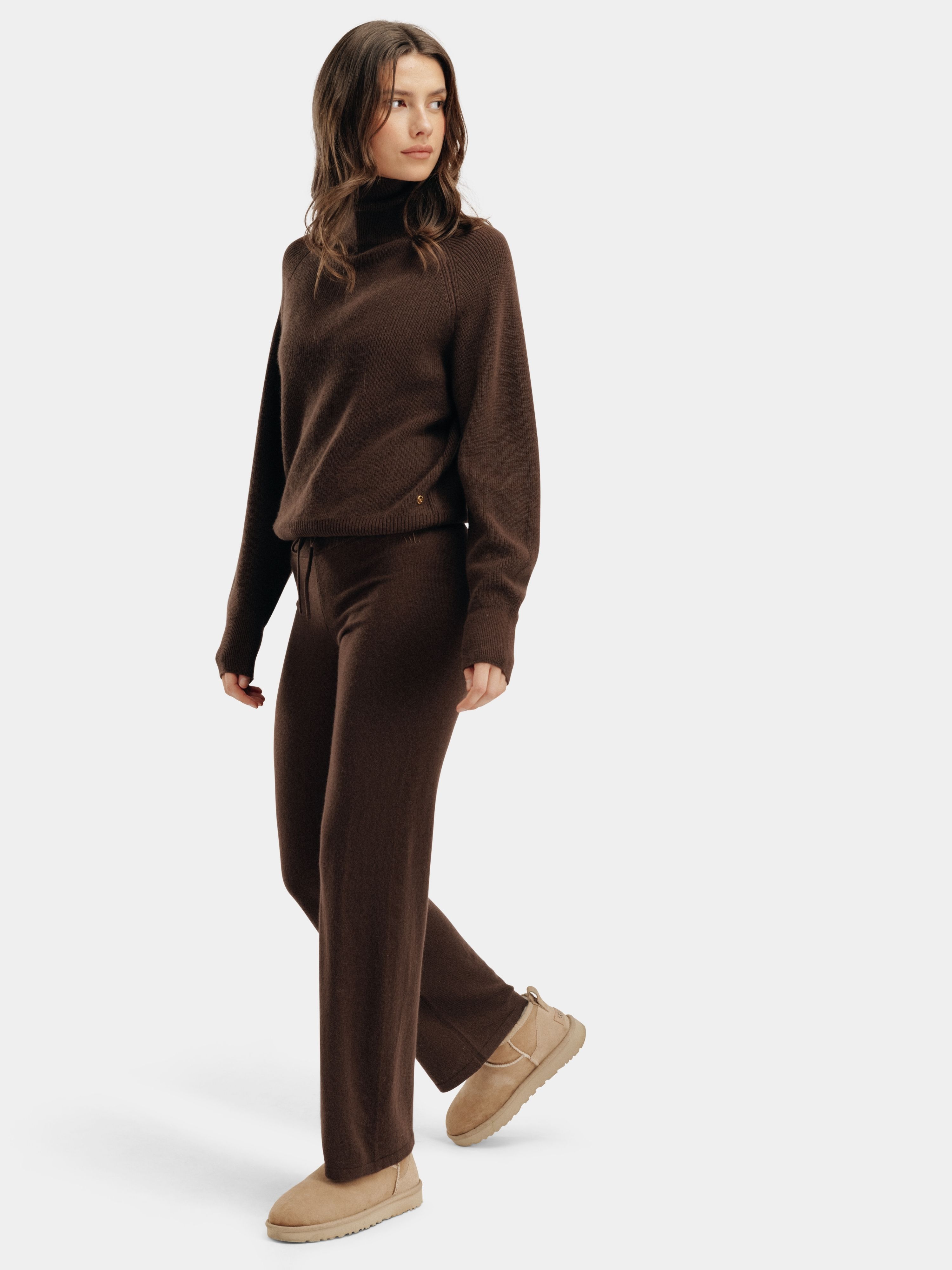Stortoppen Cashmere Turtleneck Coffee