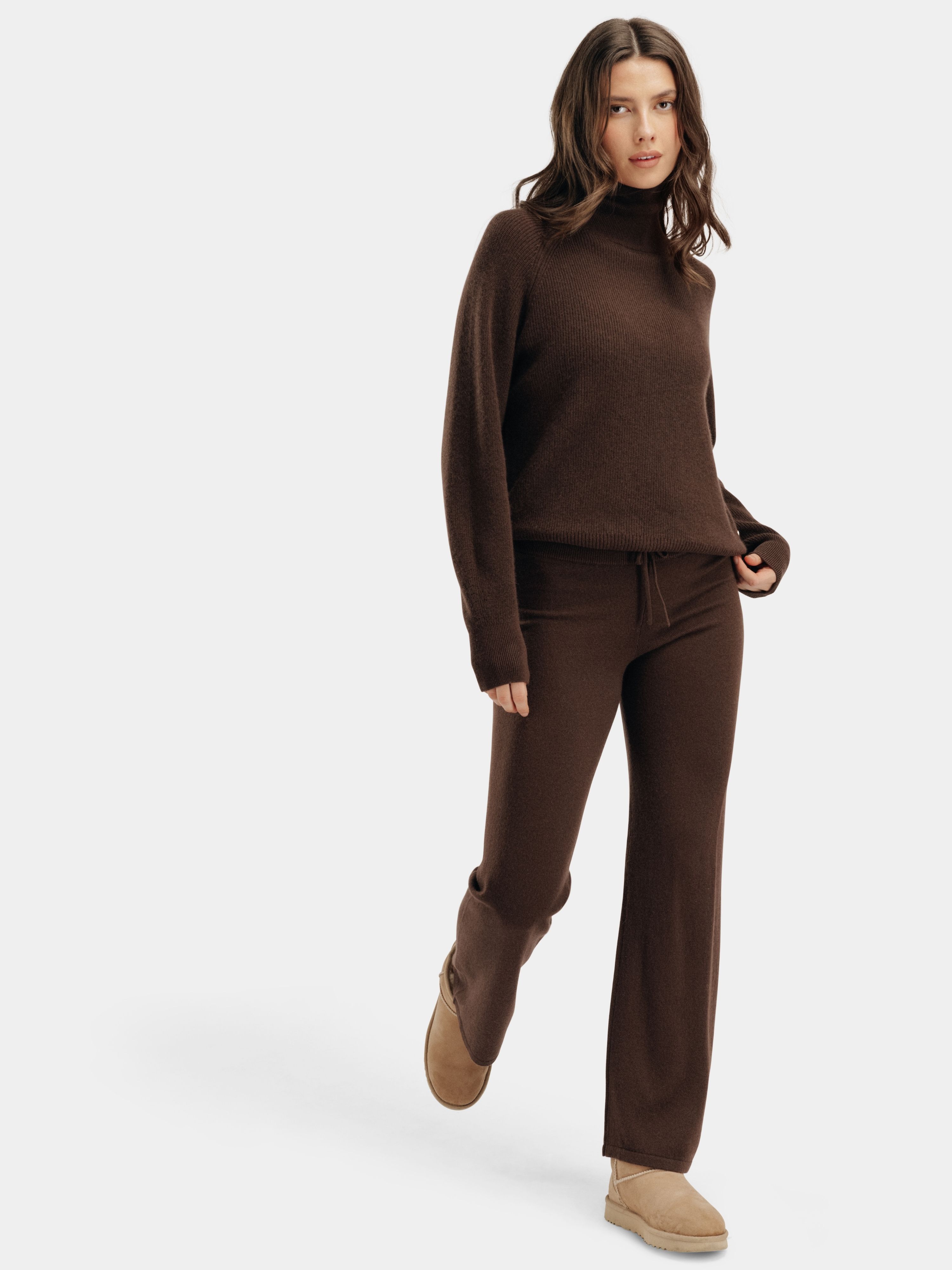 Stortoppen Cashmere Turtleneck Coffee