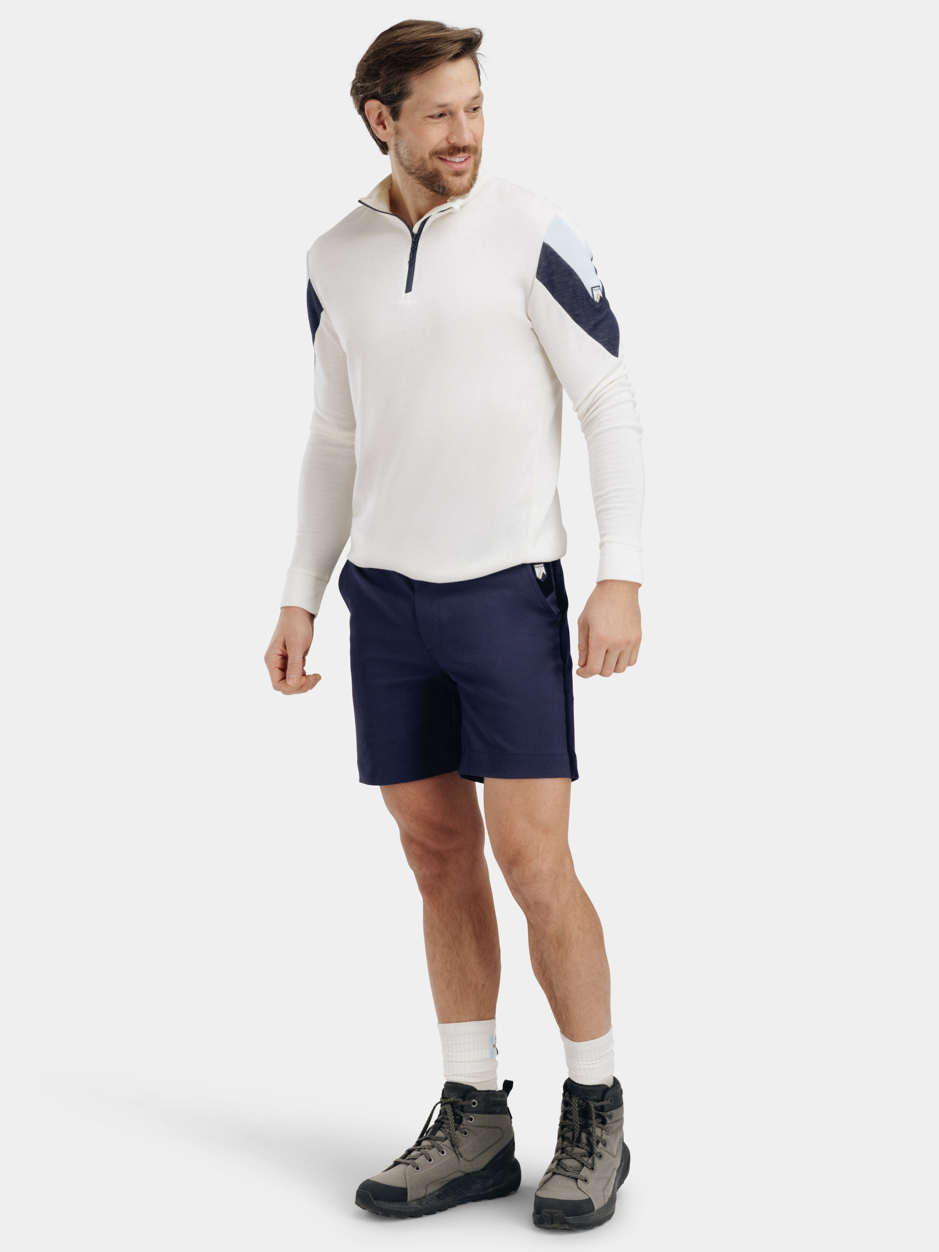 Romsdalseggen Courderoy Shorts Blue Ink