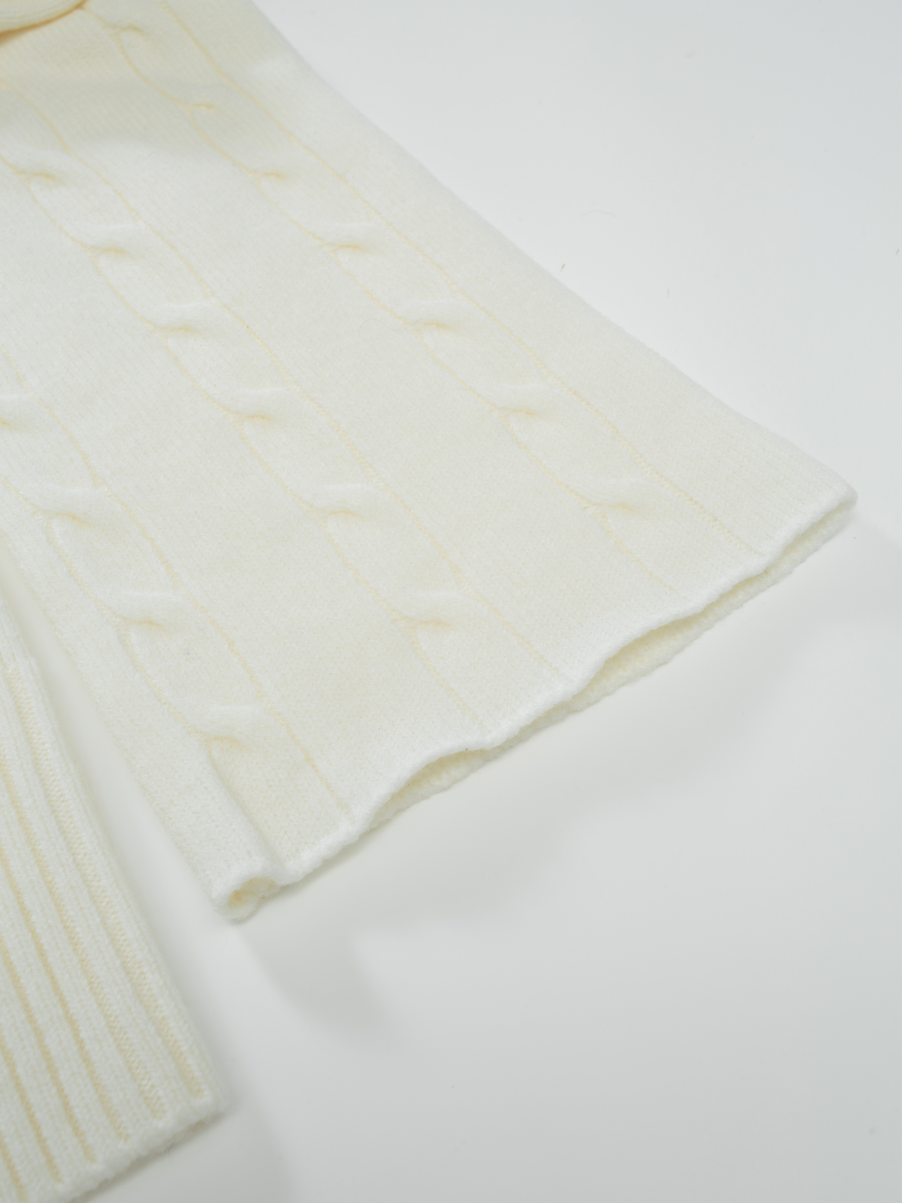 Bitihorn Knitted Cable Sweater  Snow White