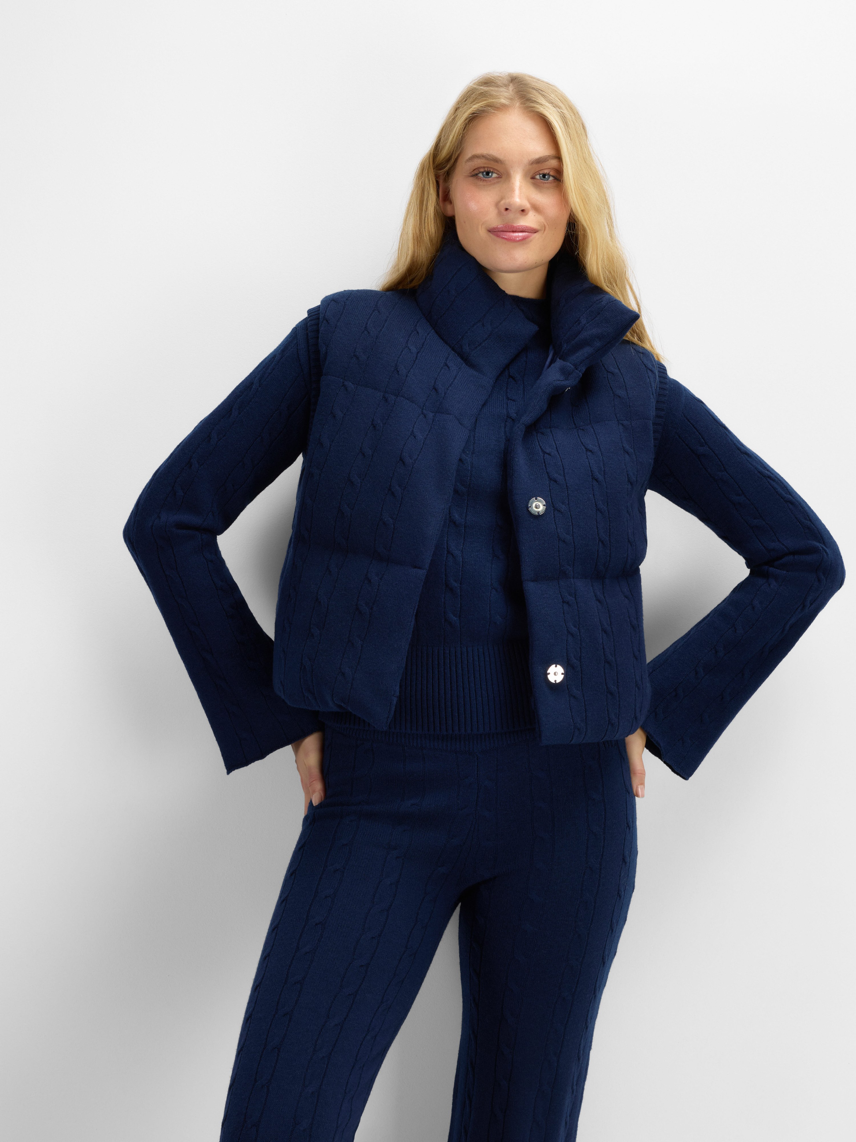 Bitihorn Knitted Cable Sweater  Dark Blue