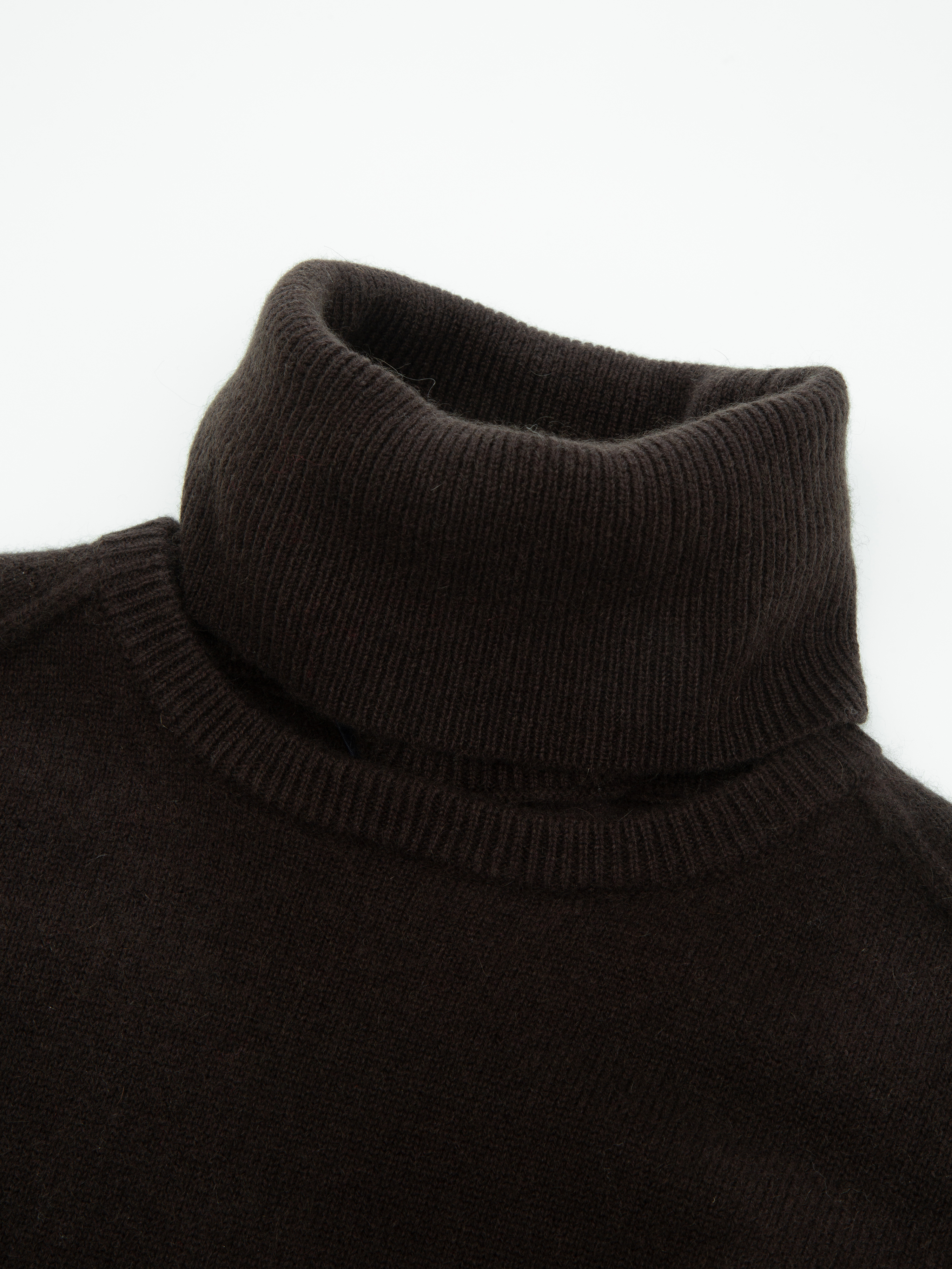 Rundhøe Cashmere Sweater Woman Dark Brown