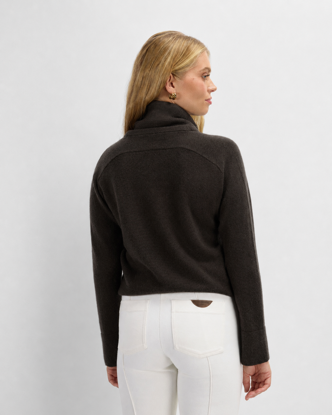 Rundhøe Cashmere Sweater Woman Dark Brown
