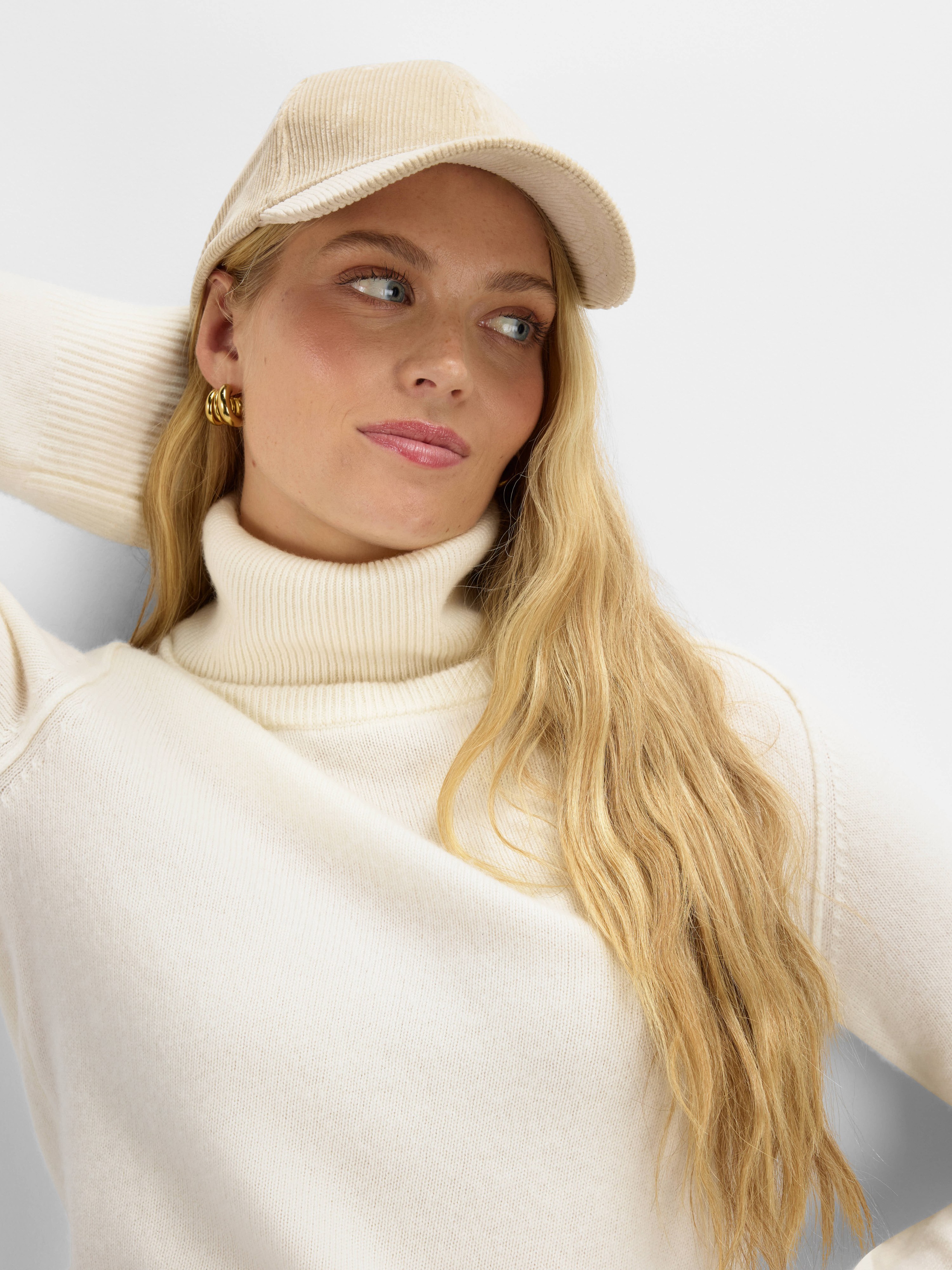 Rundhøe Cashmere Sweater Woman Cream