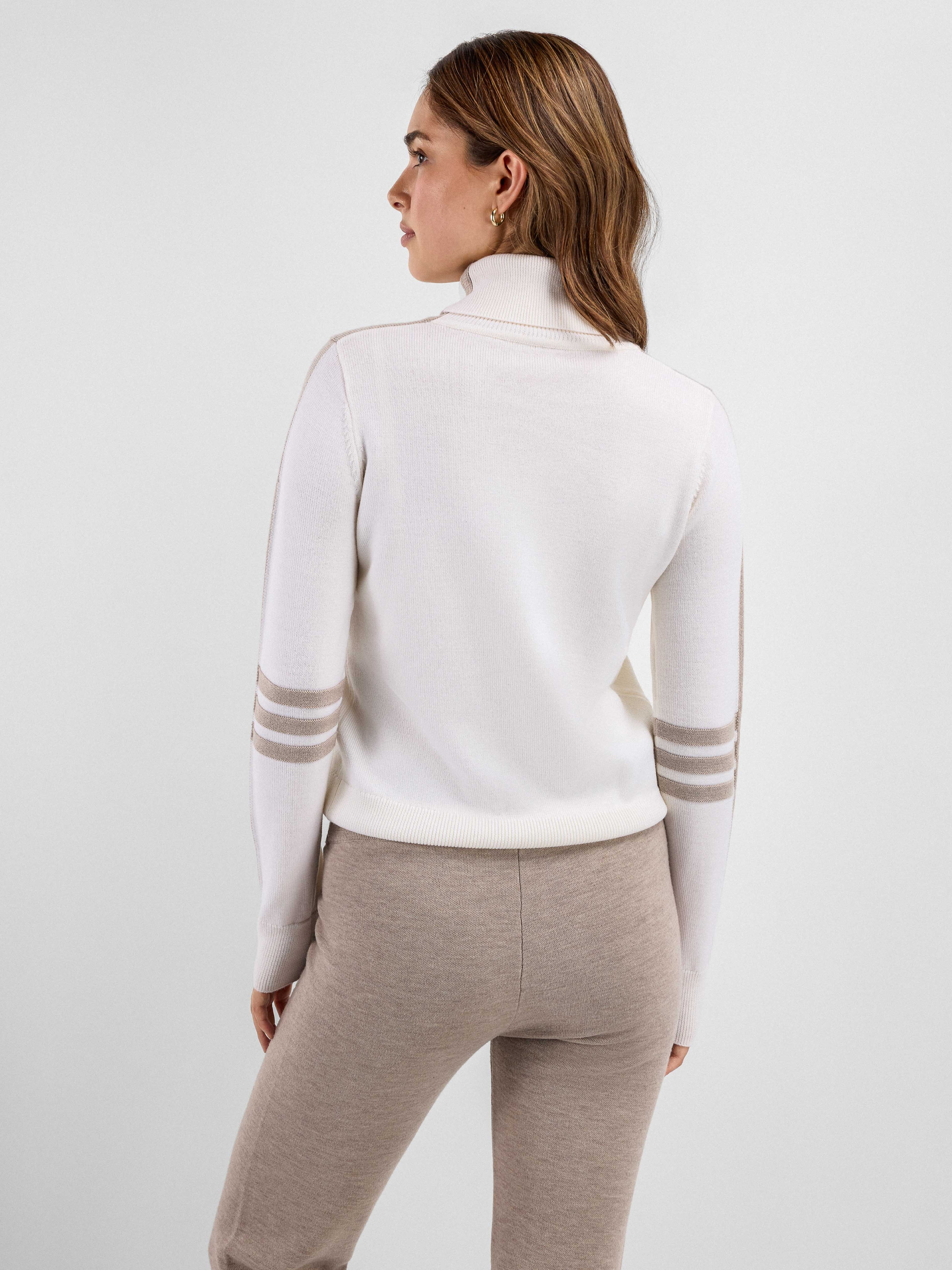 Sentraltind Knitted Sweater Latte
