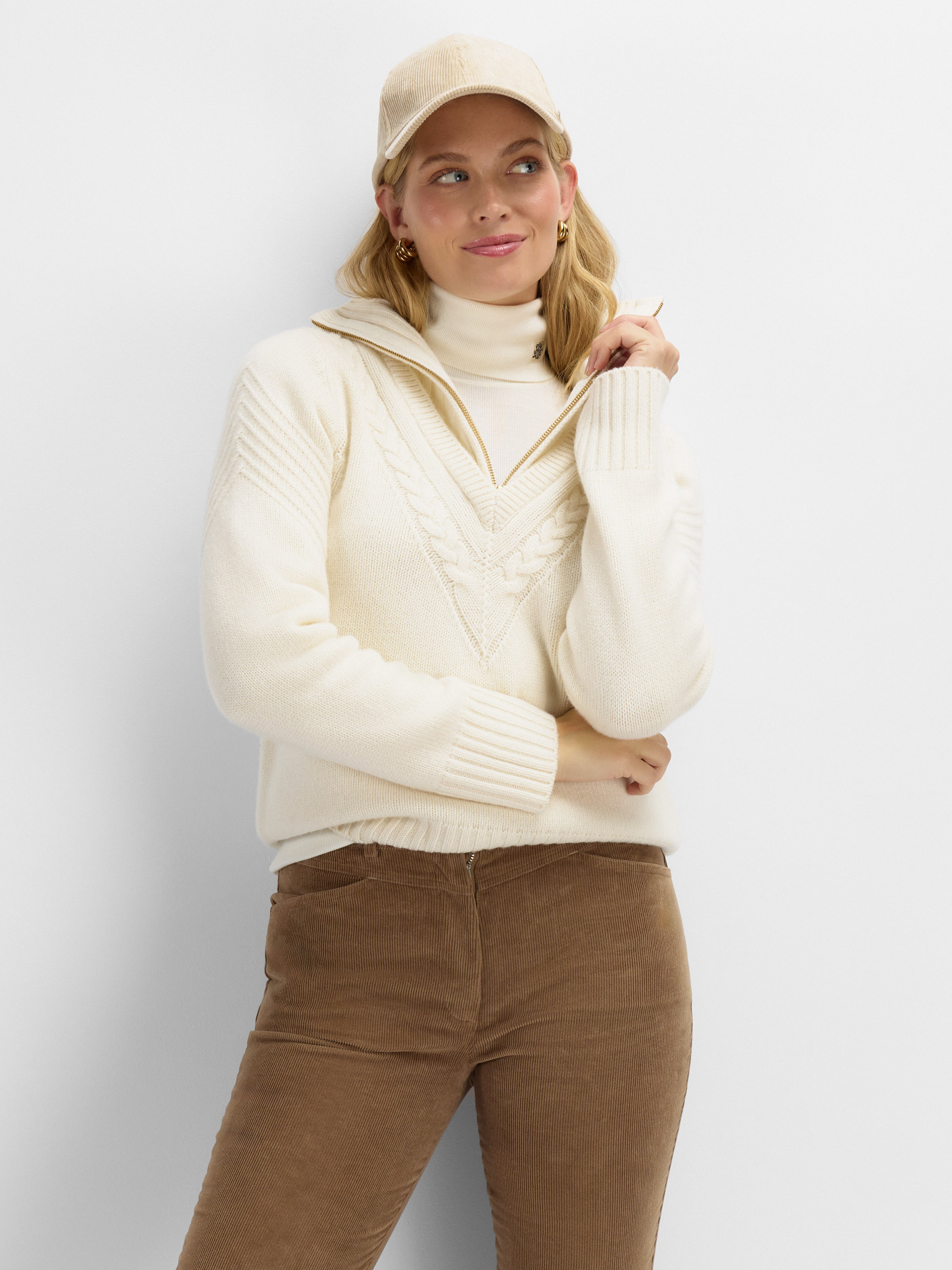 Skaget Knitted Sweater Woman Snow White