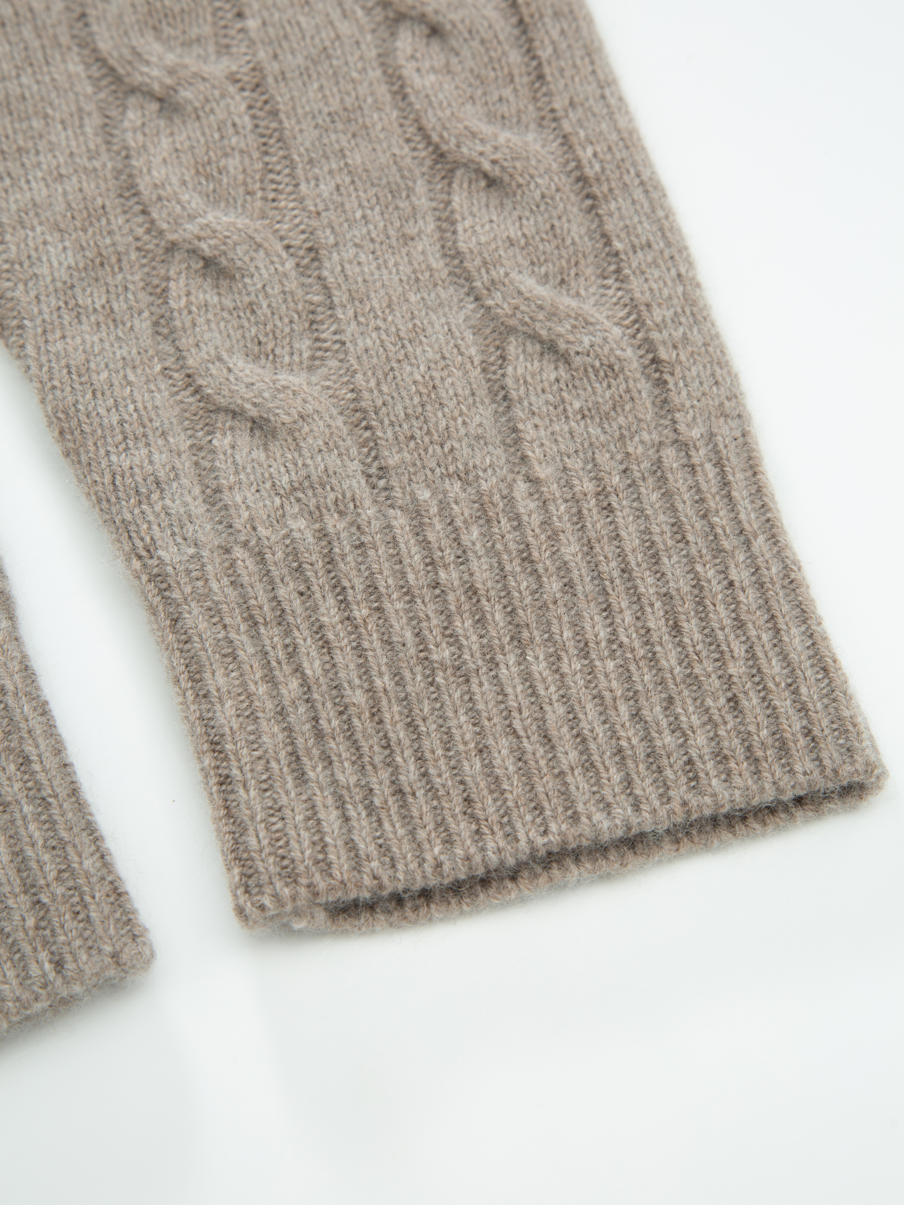 Numedalsvågen Cashmere Sweater  Latte