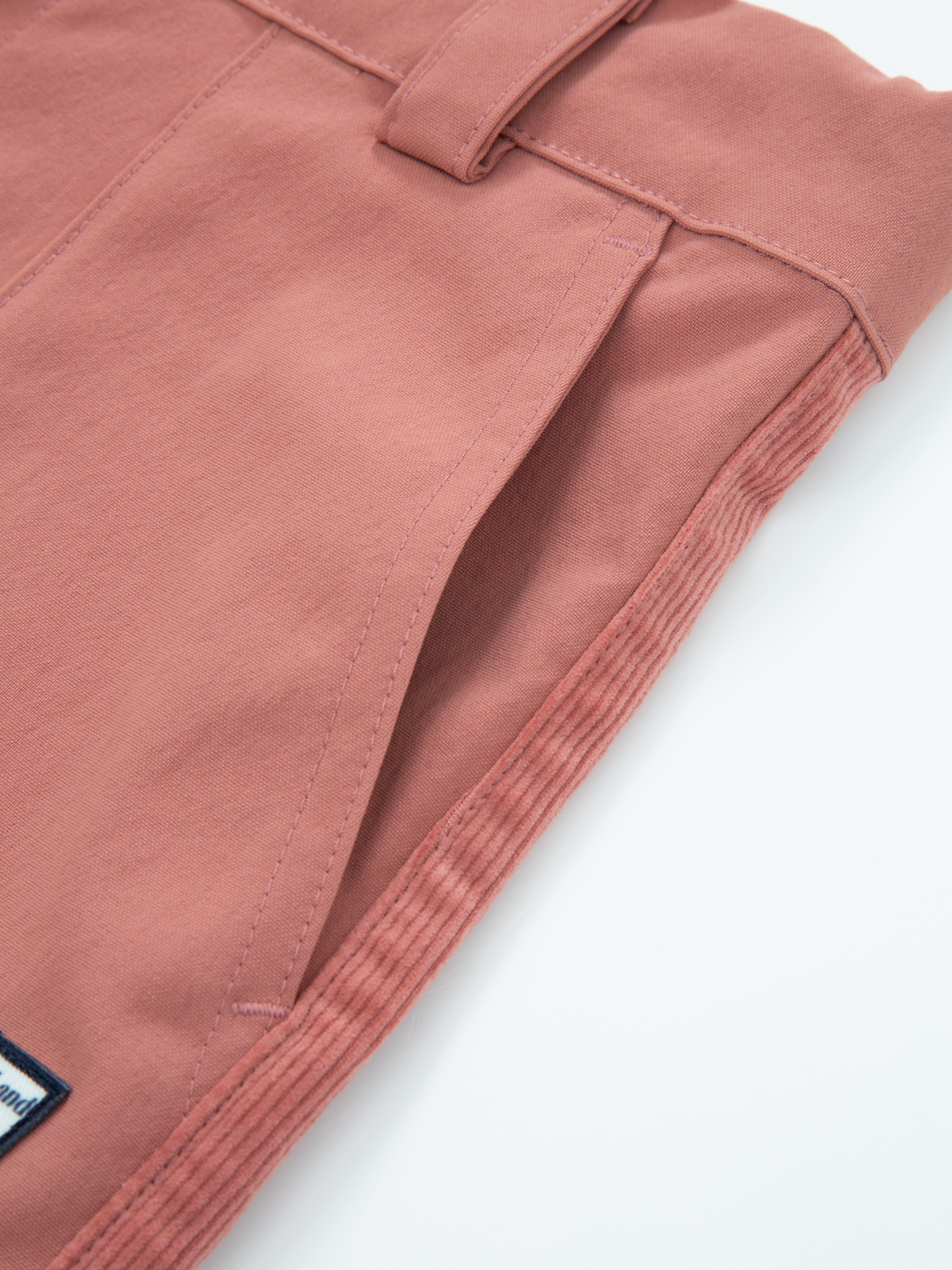 Romsdalseggen Corduroy Girl Shorts  Burned Rose